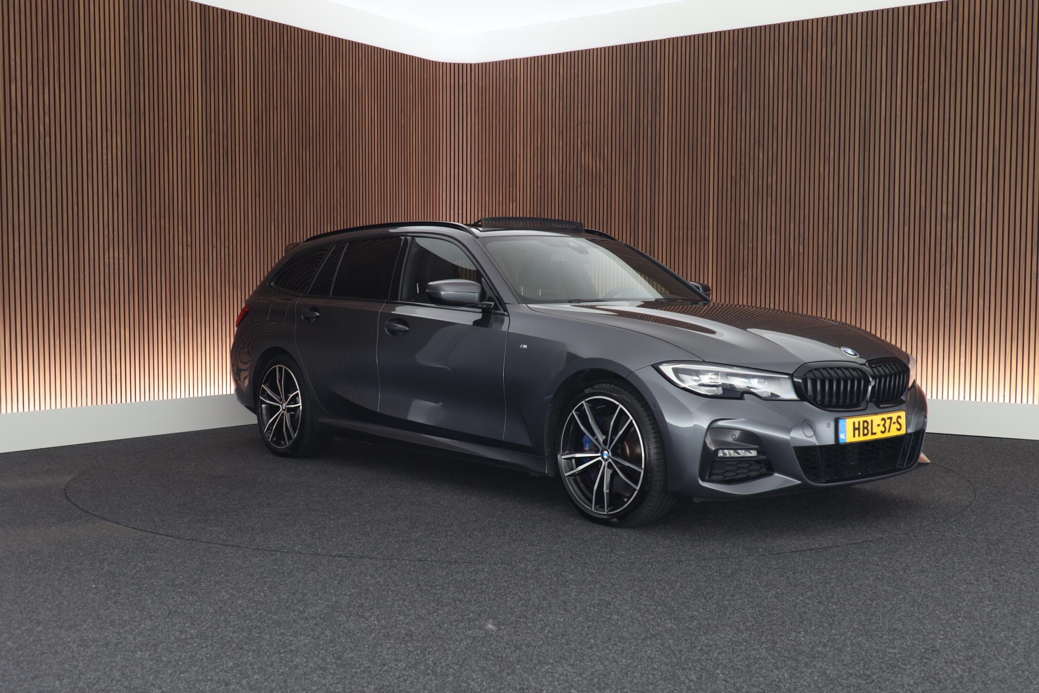 Foto van BMW 330e