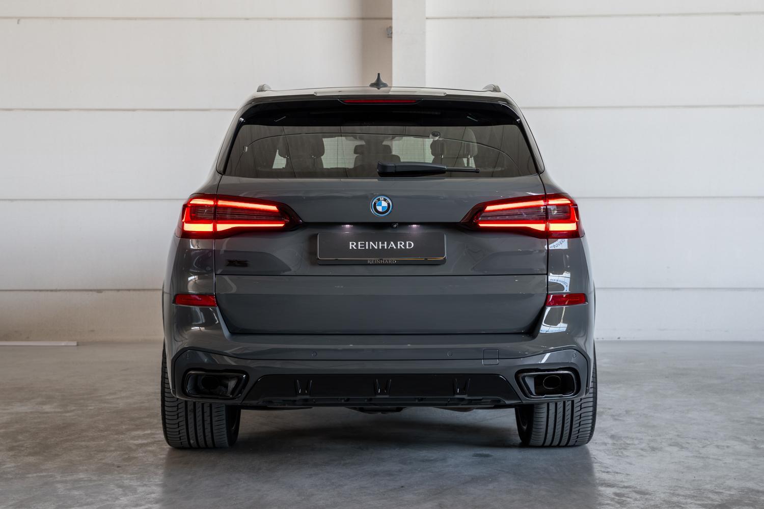 Foto van BMW X5 Xdrive45e