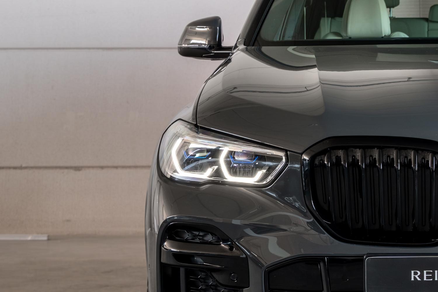 Foto van BMW X5 Xdrive45e