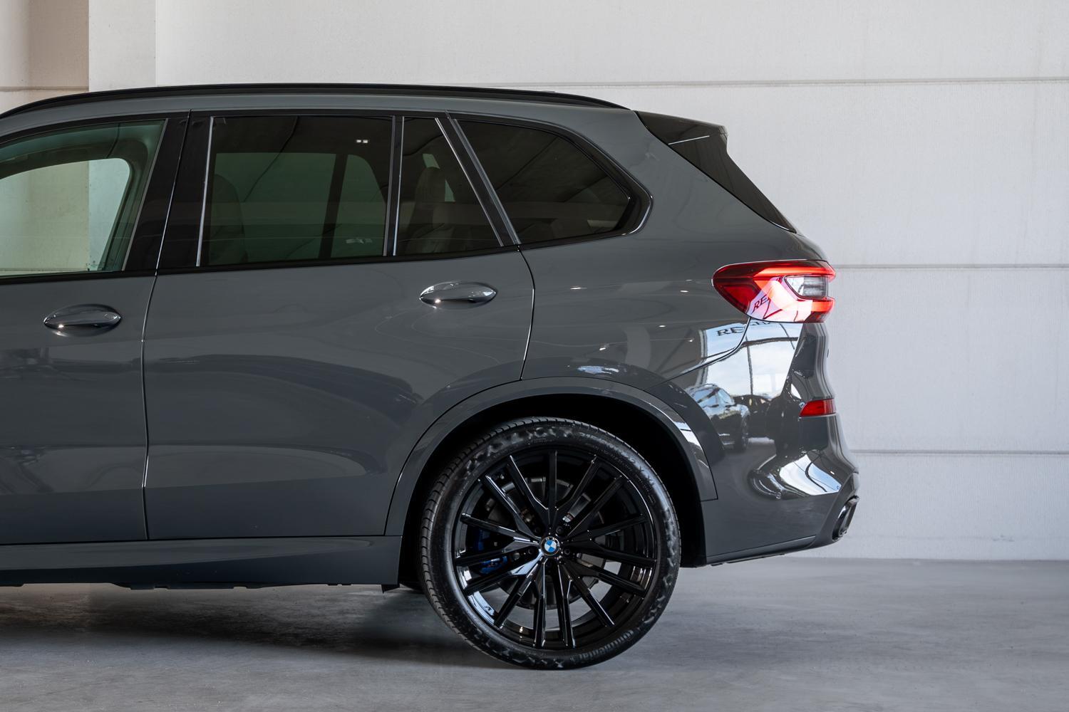 Foto van BMW X5 Xdrive45e