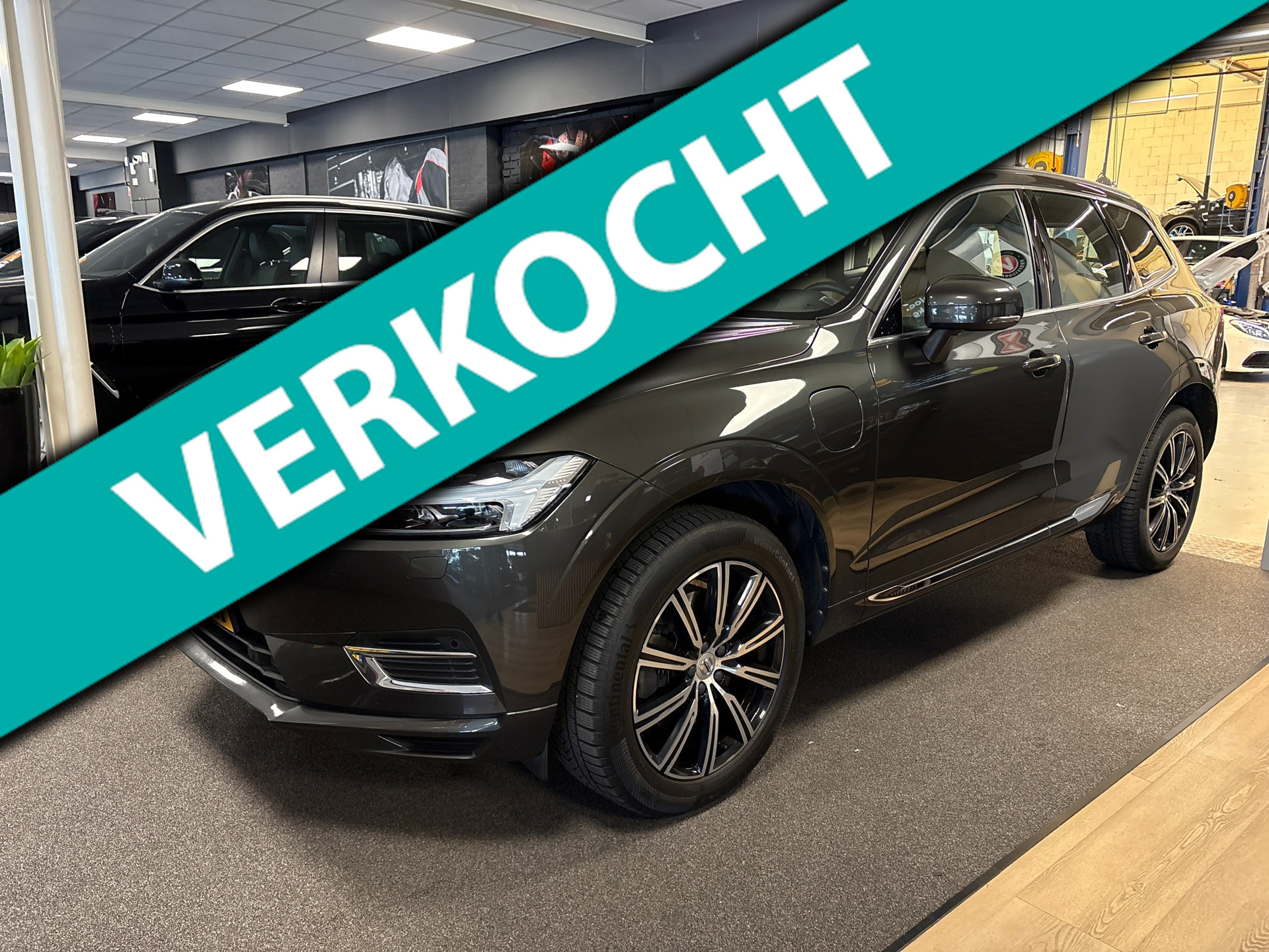 Volvo Xc60 T8 Twin Engine 2.0 T8 Twin Engine AWD Momentum Pro/inscription/pano/trekhaak/leder/apple 2019 - voorkant