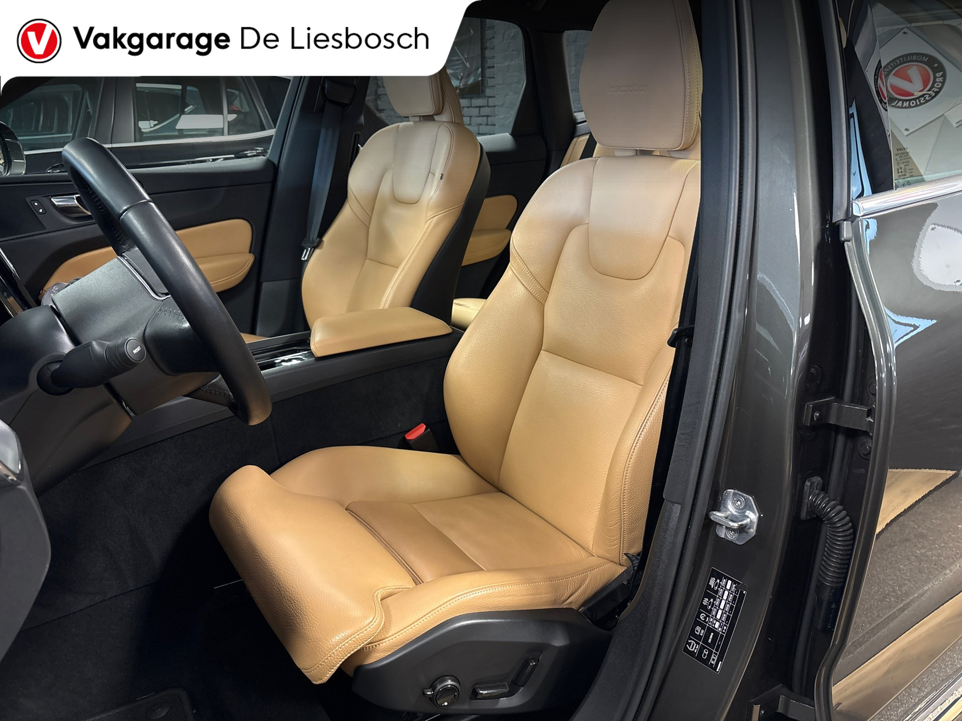 Foto van Volvo Xc60 T8 Twin Engine