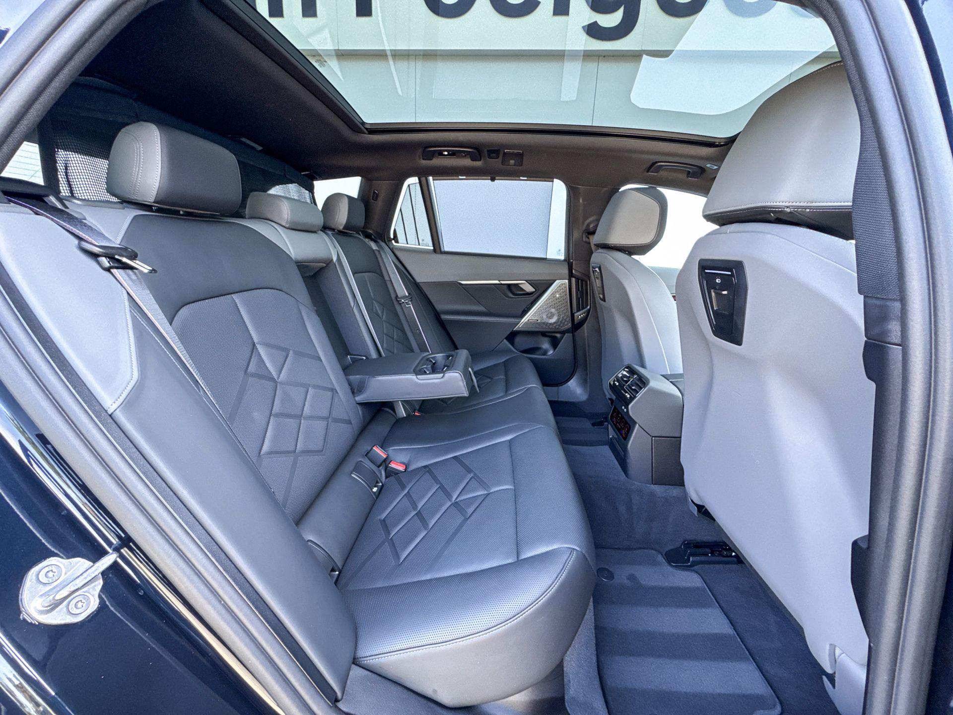 Foto van BMW I5 Edrive40