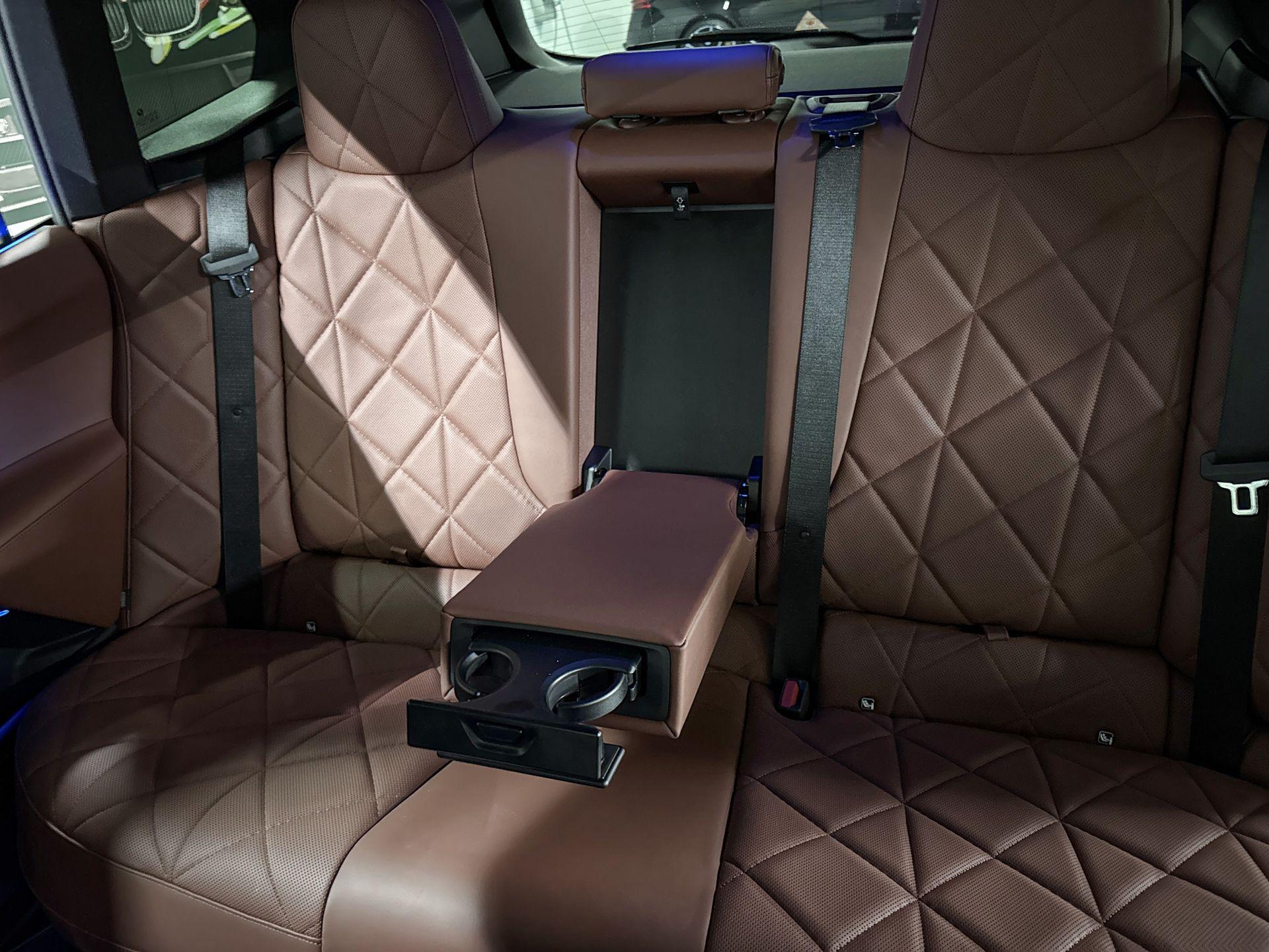 Foto van BMW Ix Xdrive60