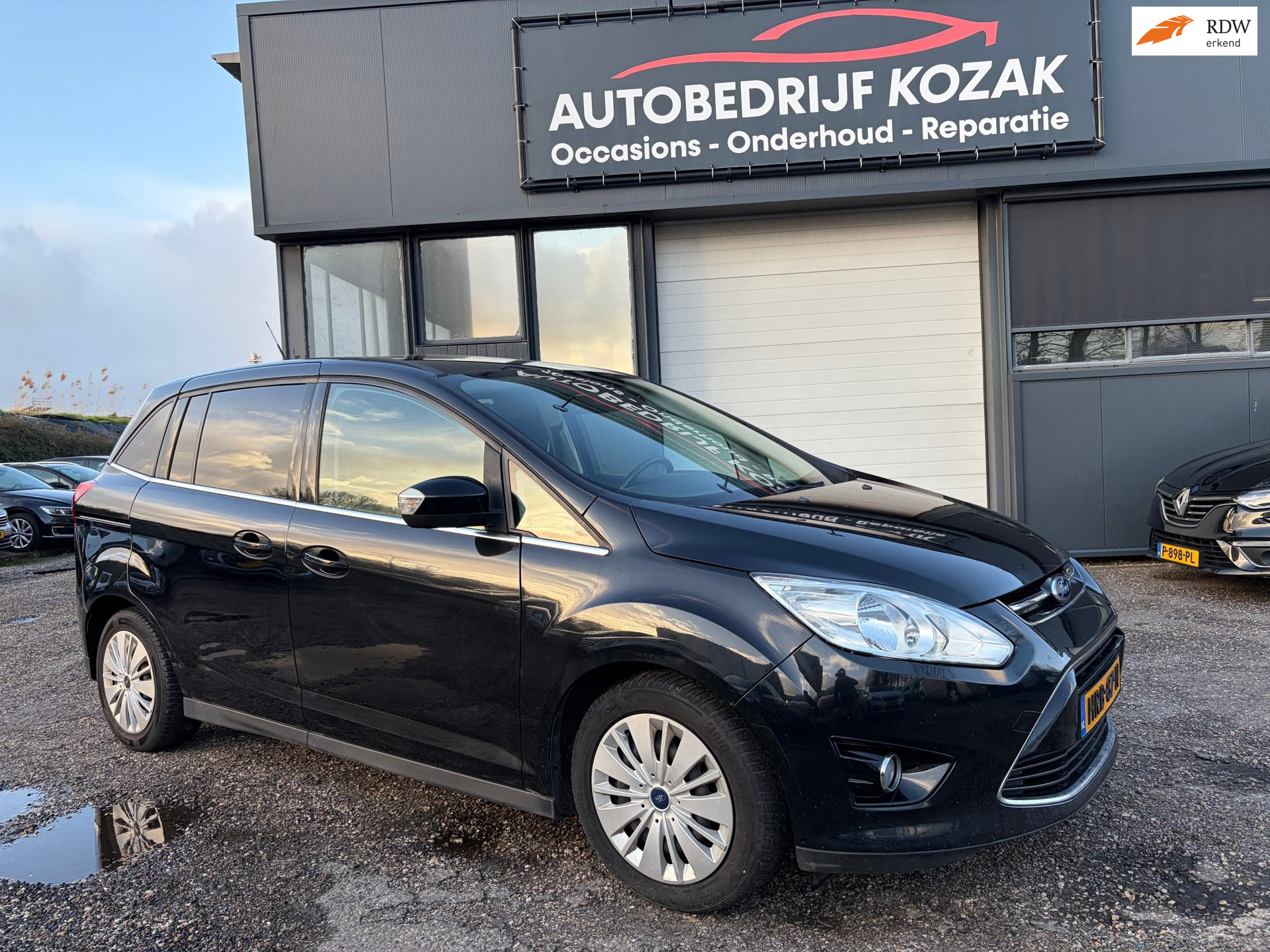 Ford Grand C-max 1.0 Titanium AIRCO 7-pers. 2014 - voorkant