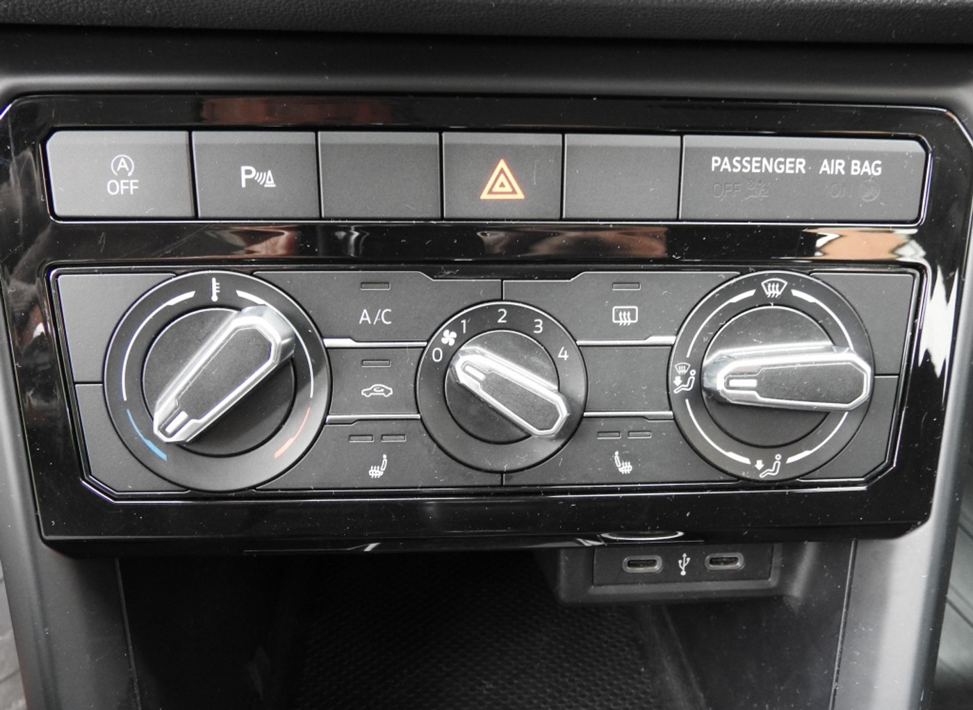 Foto van Volkswagen T-cross