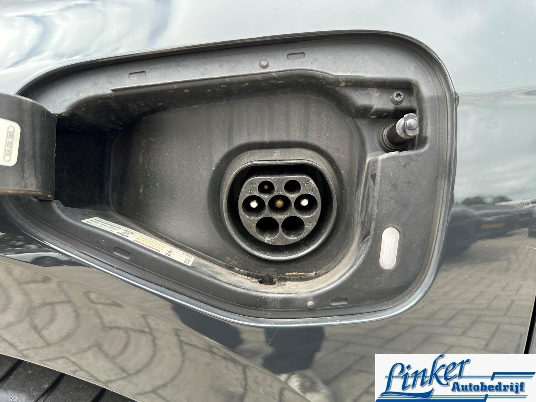 Foto van Volkswagen Golf GTE