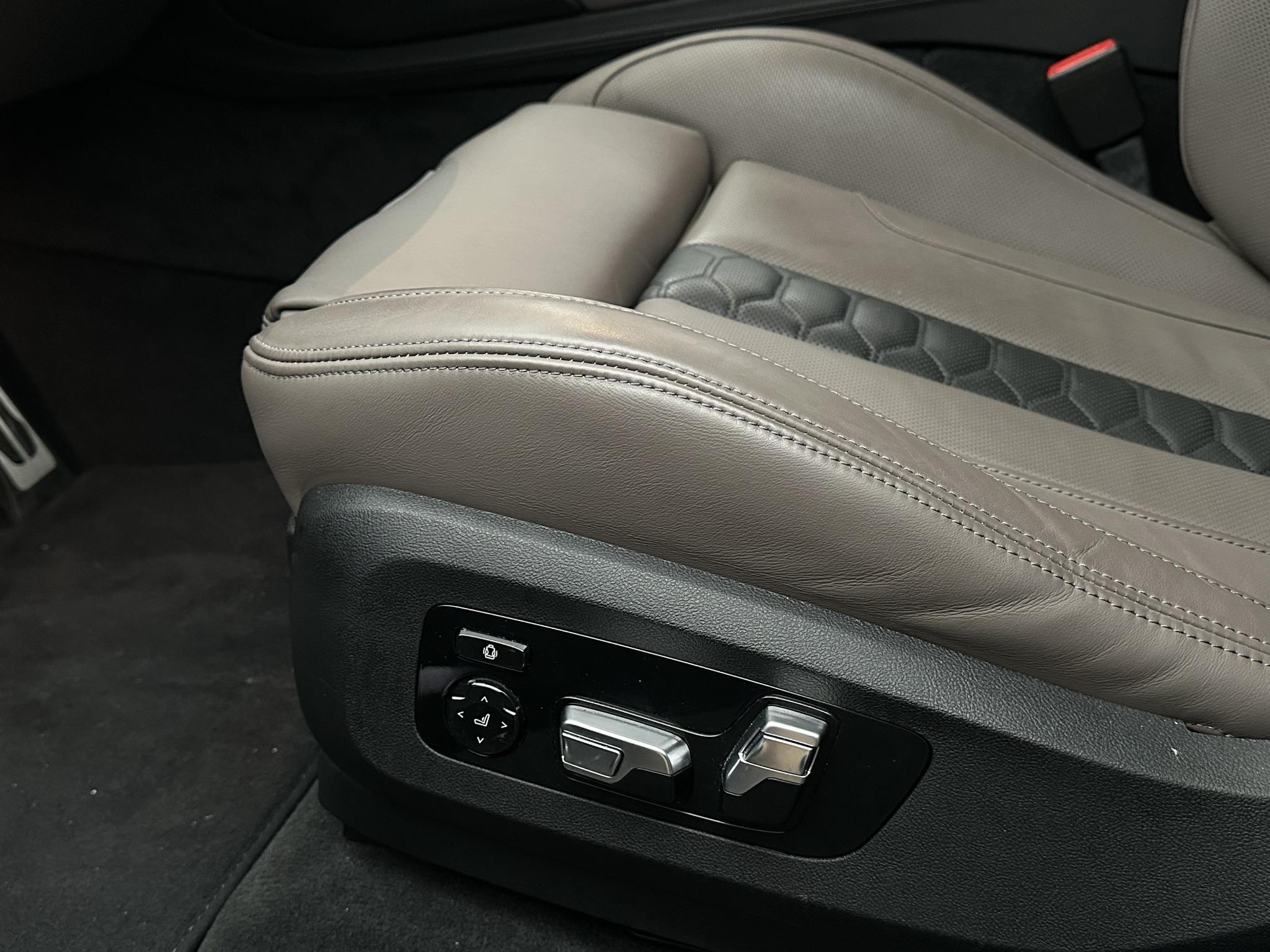Foto van BMW X5 M Competition