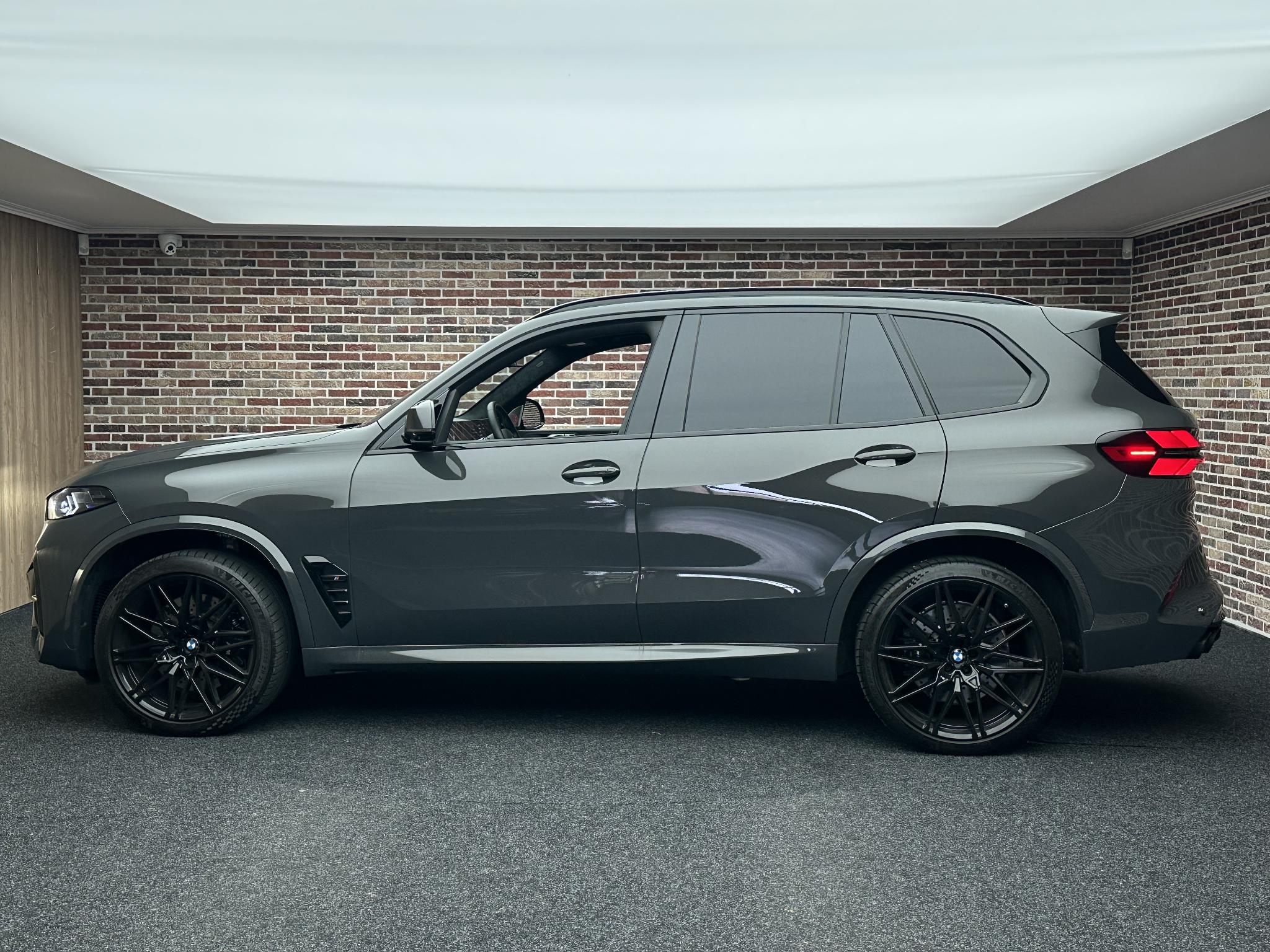 Foto van BMW X5 M Competition