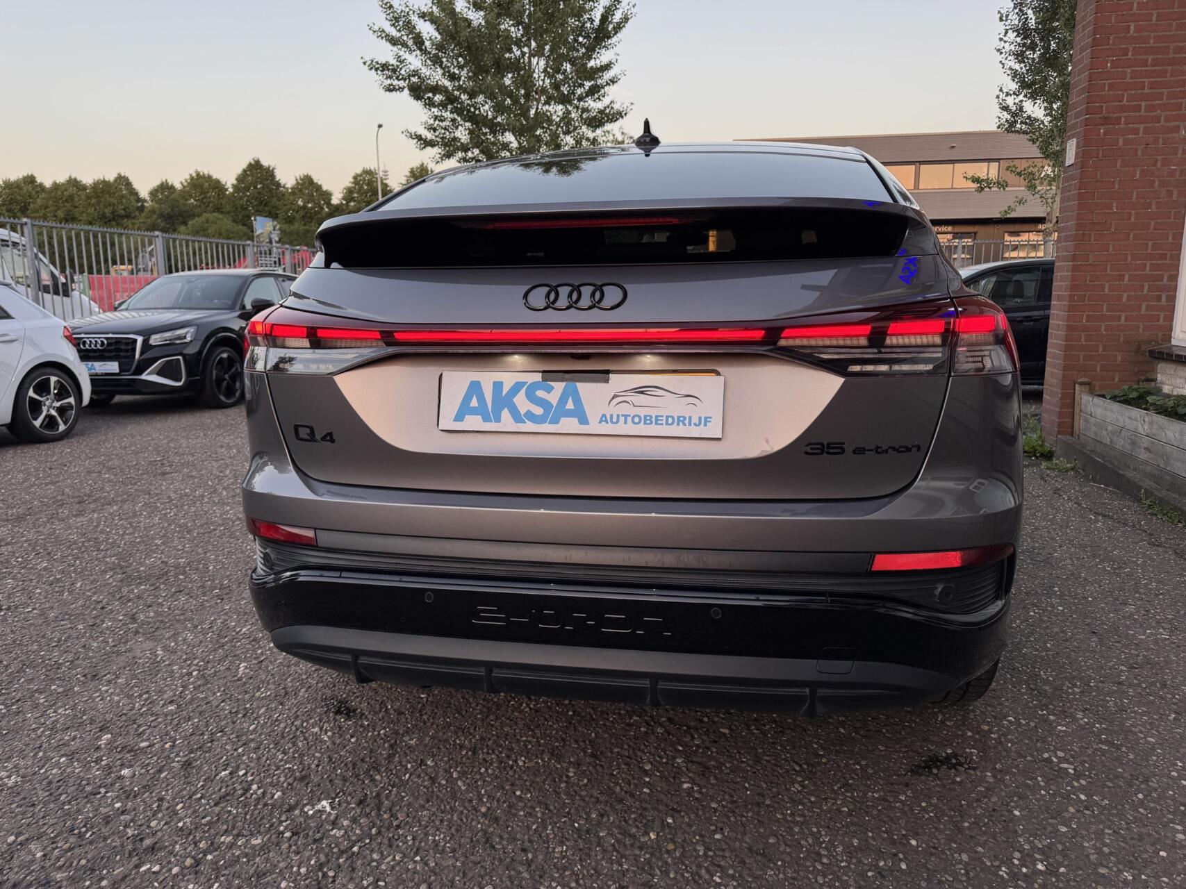 Foto van Audi Q4 Sportback 35 E-tron