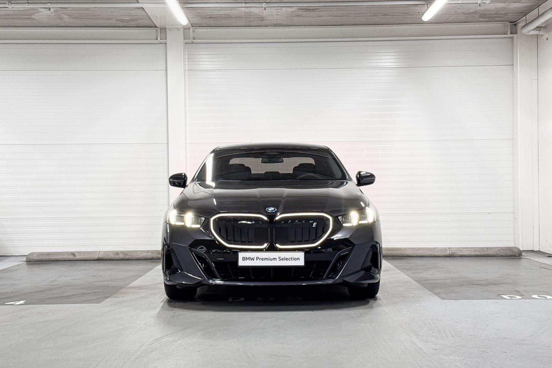 Foto van BMW I5 Edrive40