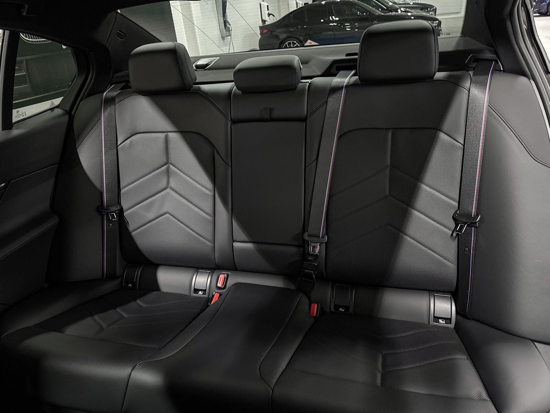 Foto van BMW I5 Edrive40