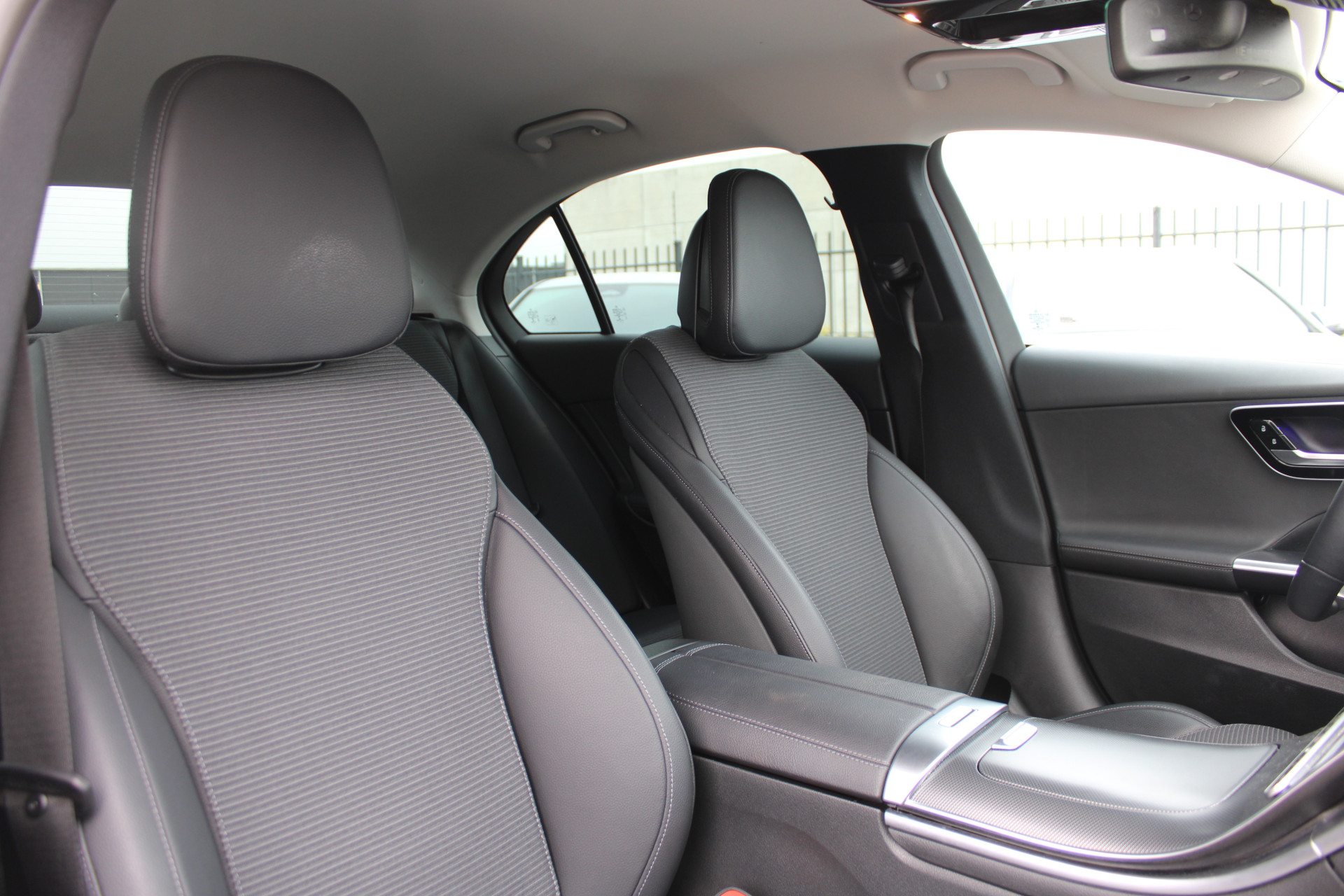 Foto van Mercedes-Benz C 300 E