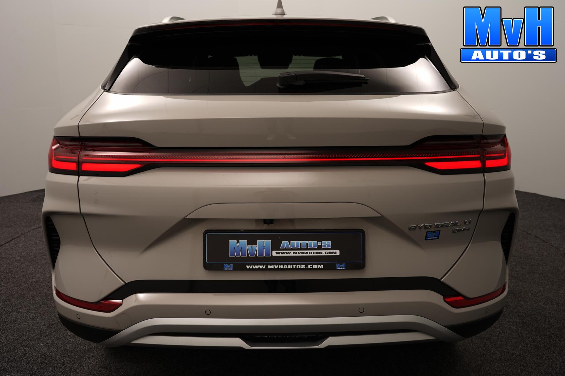 Foto van BYD BYD Seal U Dm-i