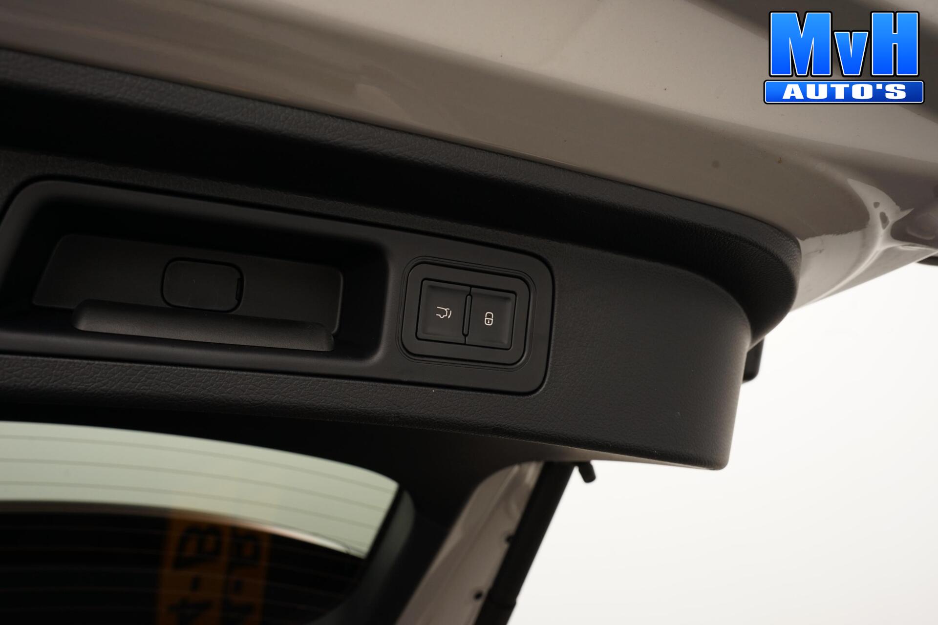 Foto van BYD BYD Seal U Dm-i