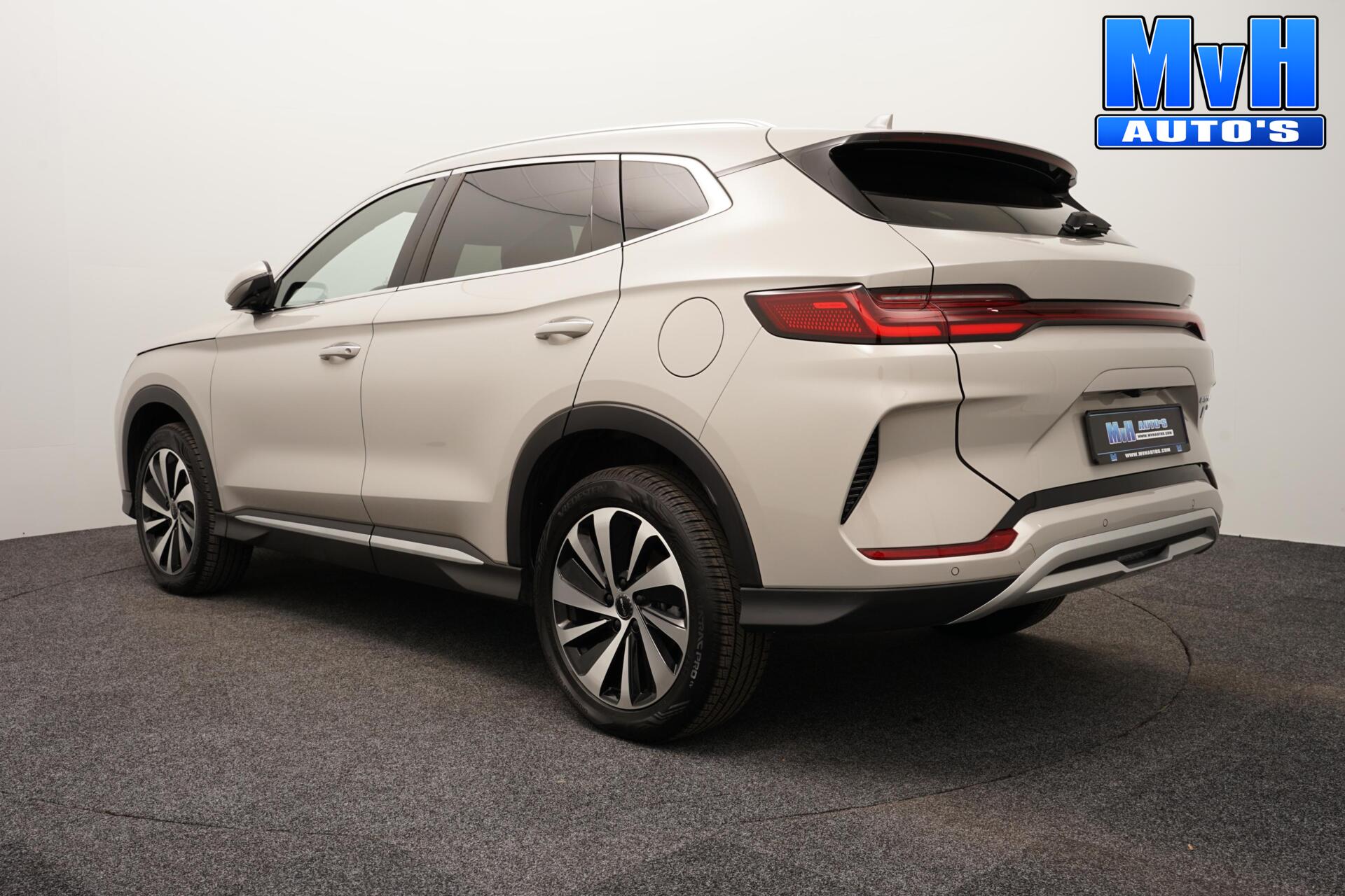 Foto van BYD BYD Seal U Dm-i