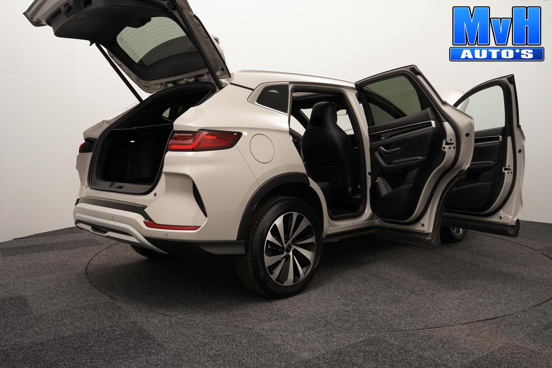 Foto van BYD BYD Seal U Dm-i