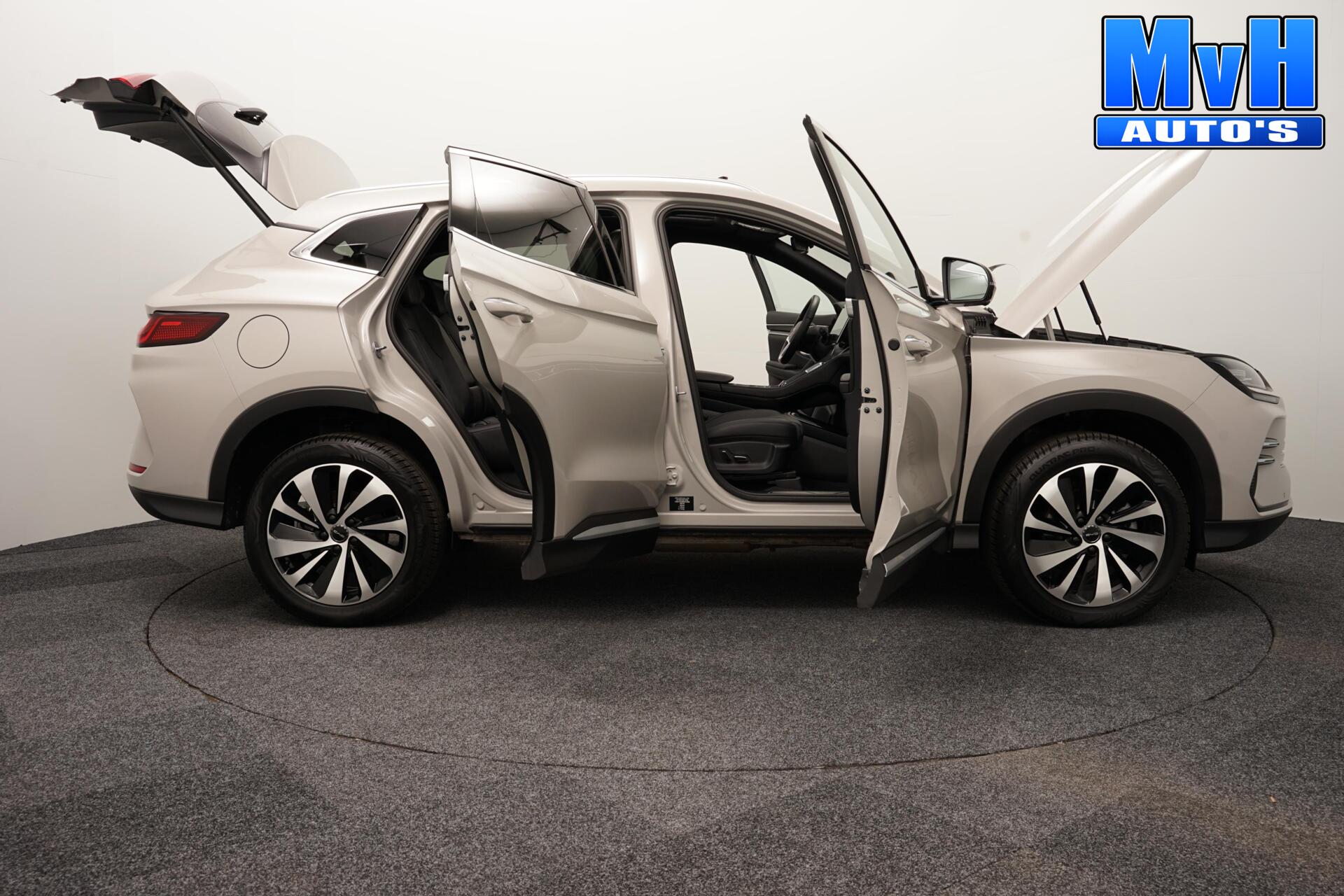 Foto van BYD BYD Seal U Dm-i