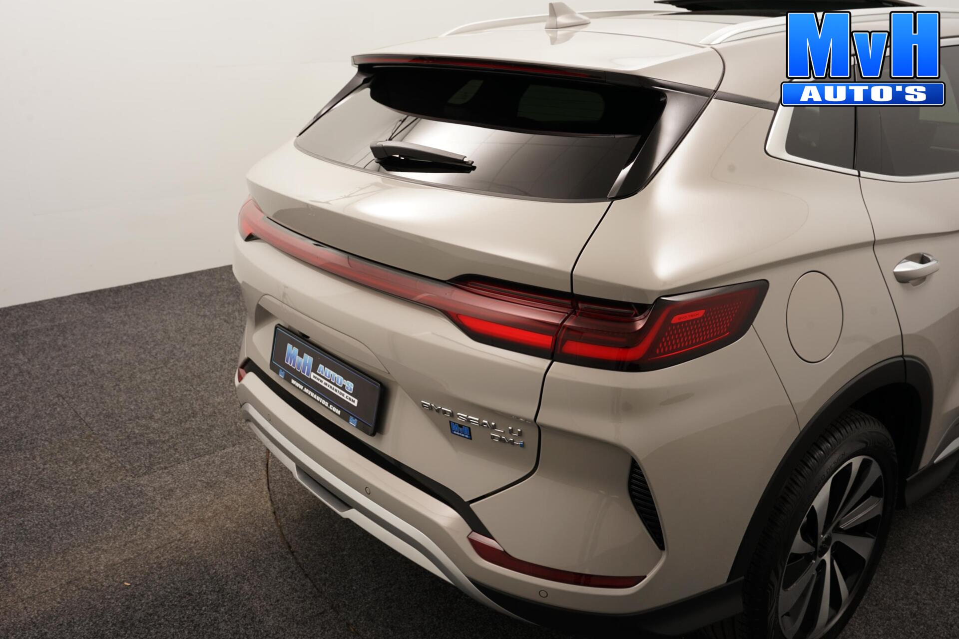 Foto van BYD BYD Seal U Dm-i