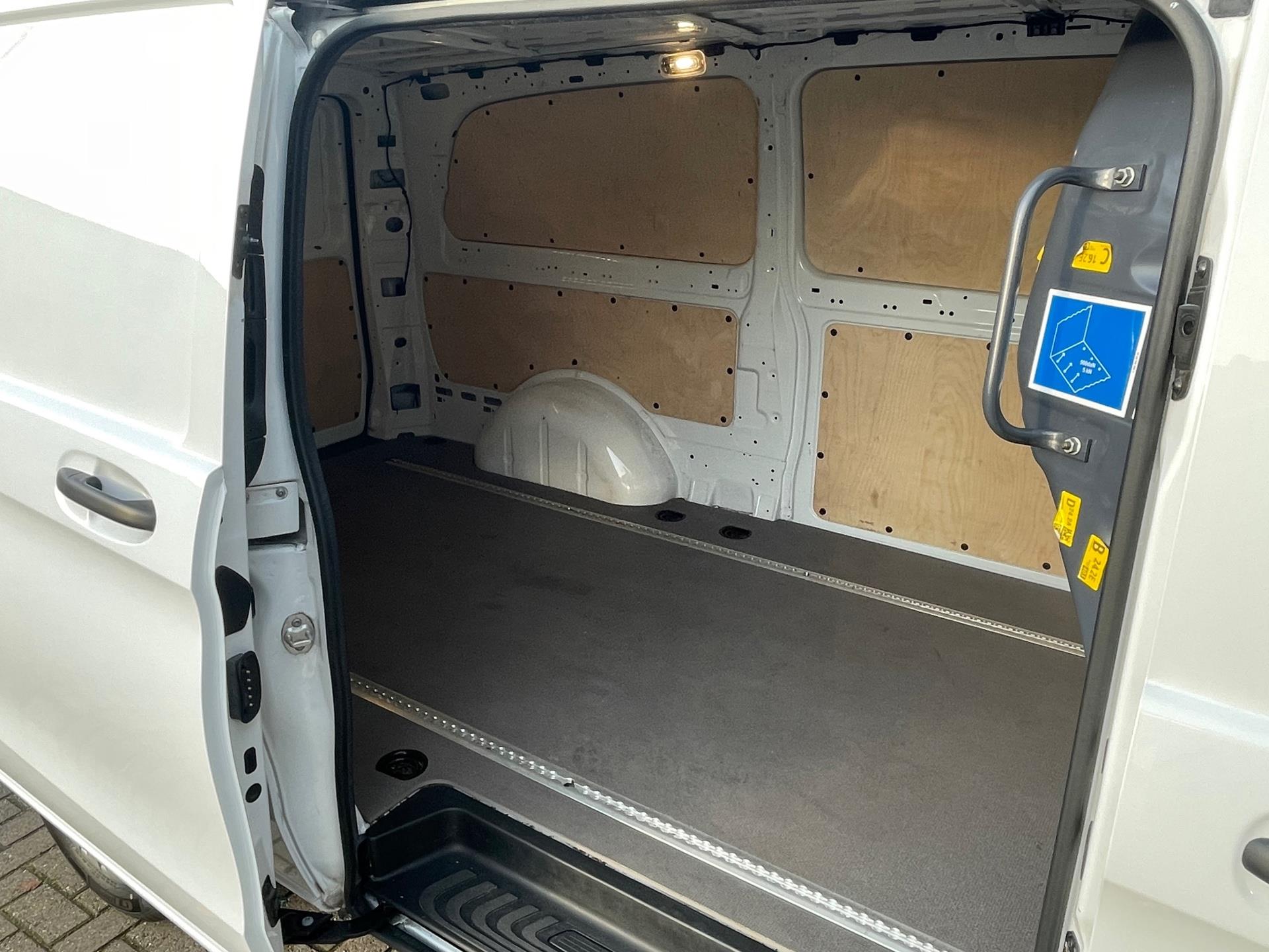 Foto van Mercedes-Benz Vito