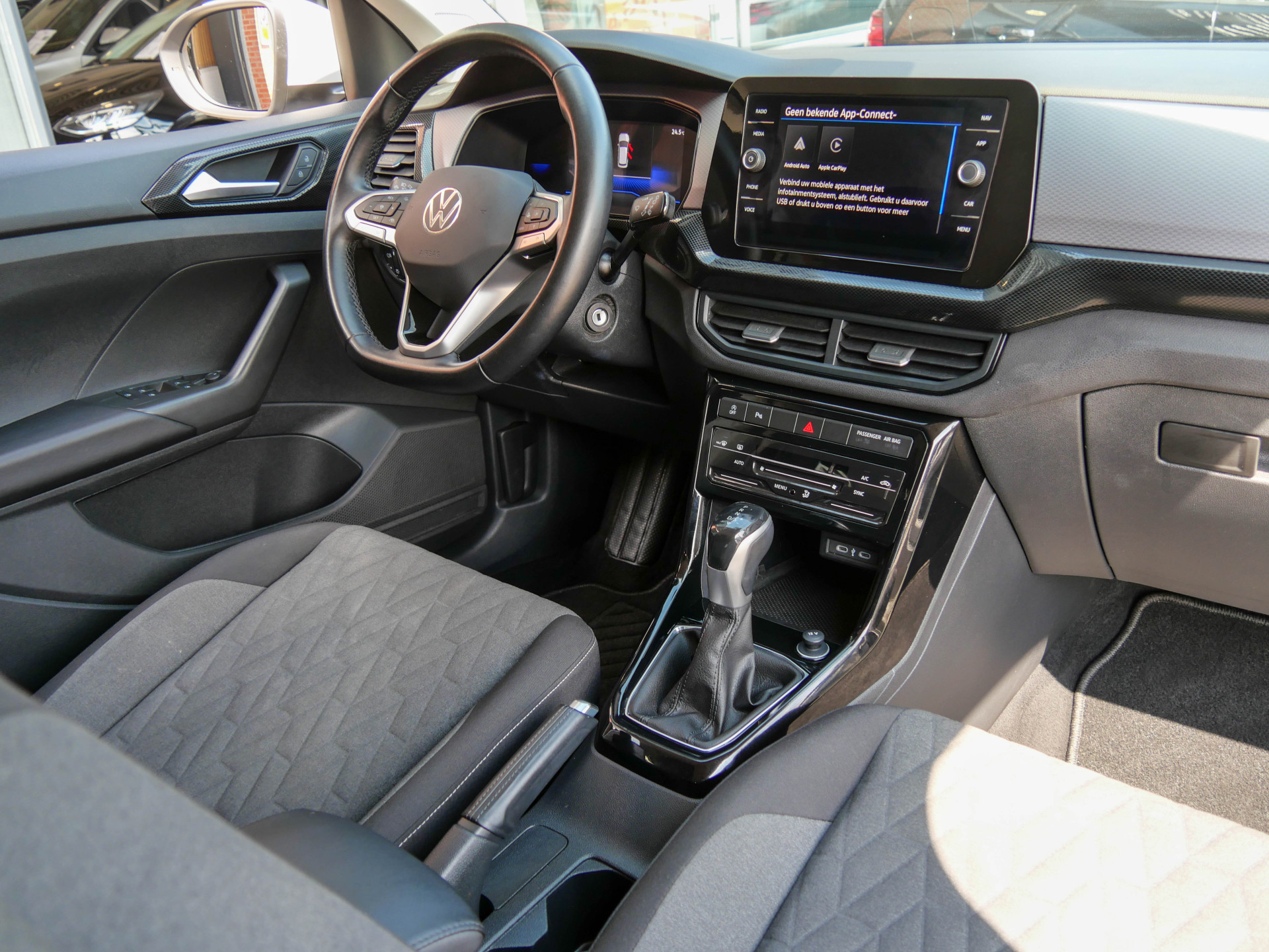 Foto van Volkswagen T-cross