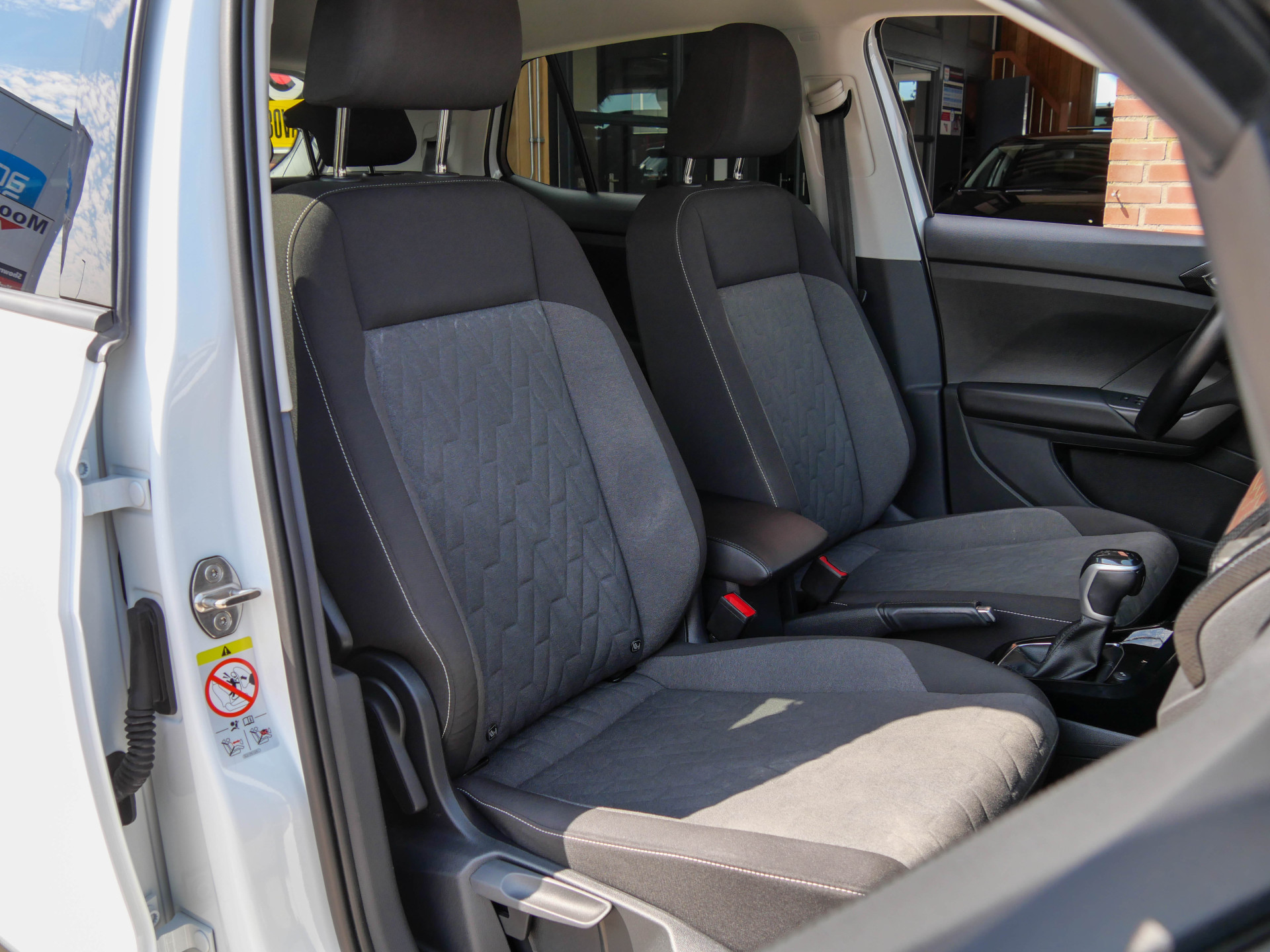 Foto van Volkswagen T-cross