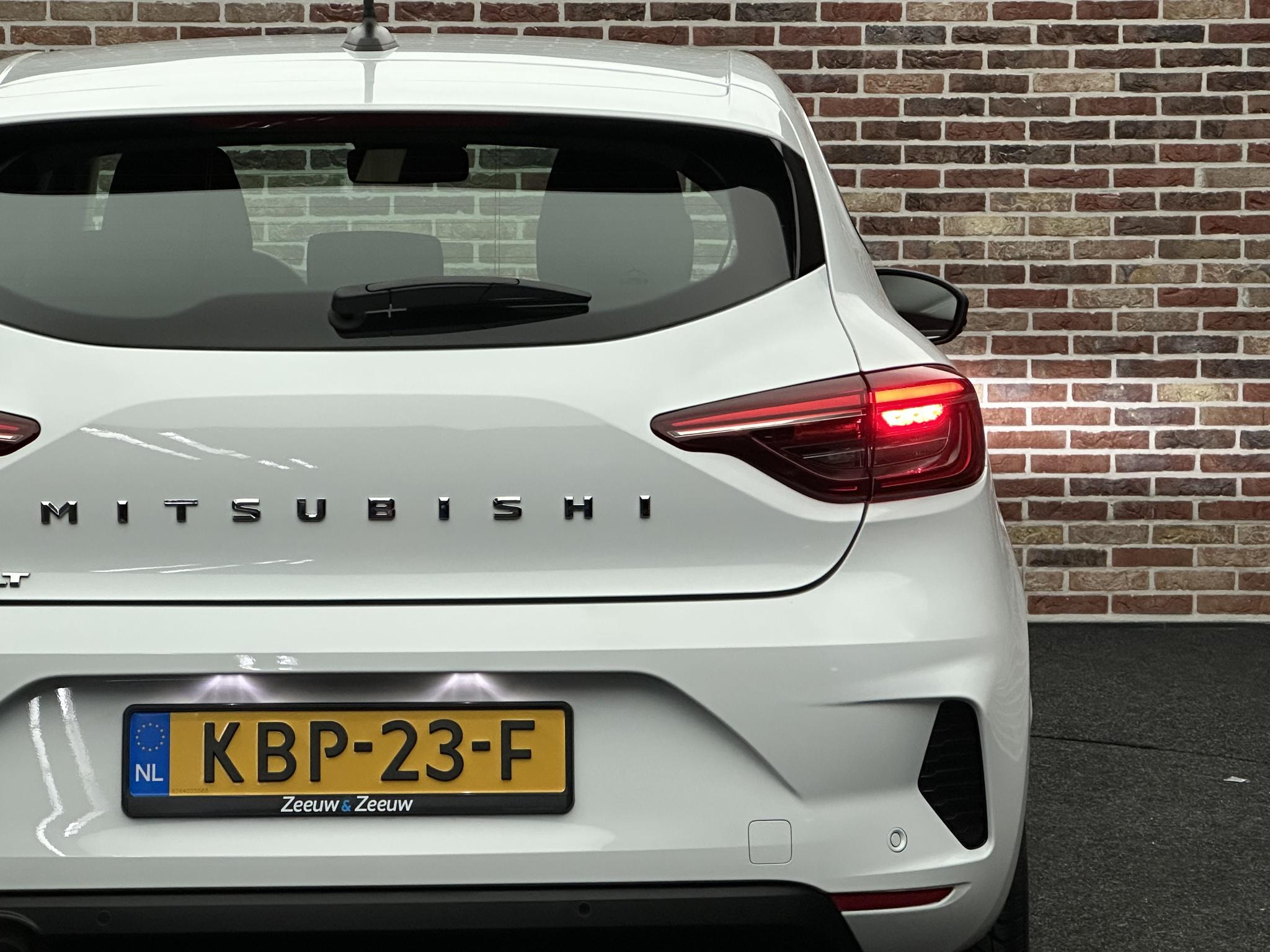 Foto van Mitsubishi Colt
