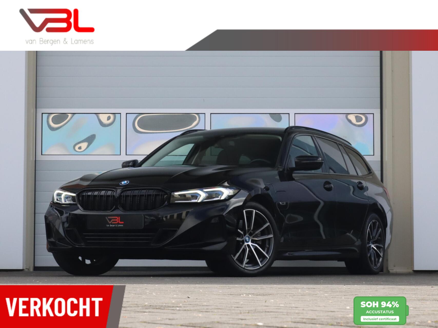 BMW 3-serie Touring 320e High Executive | SOH 94% | Head-up | Breedset | 2022 - voorkant