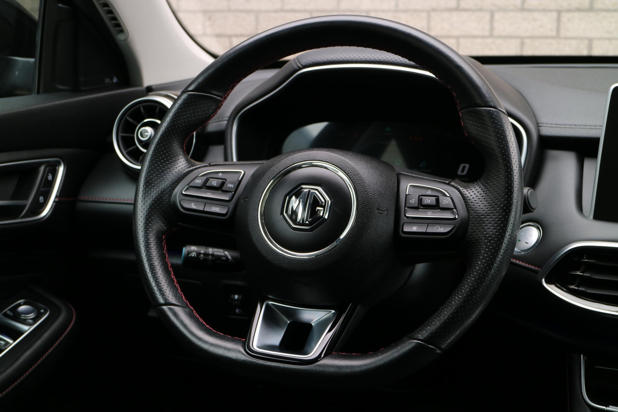 Foto van MG MG Rx6 Plug-in Hybrid