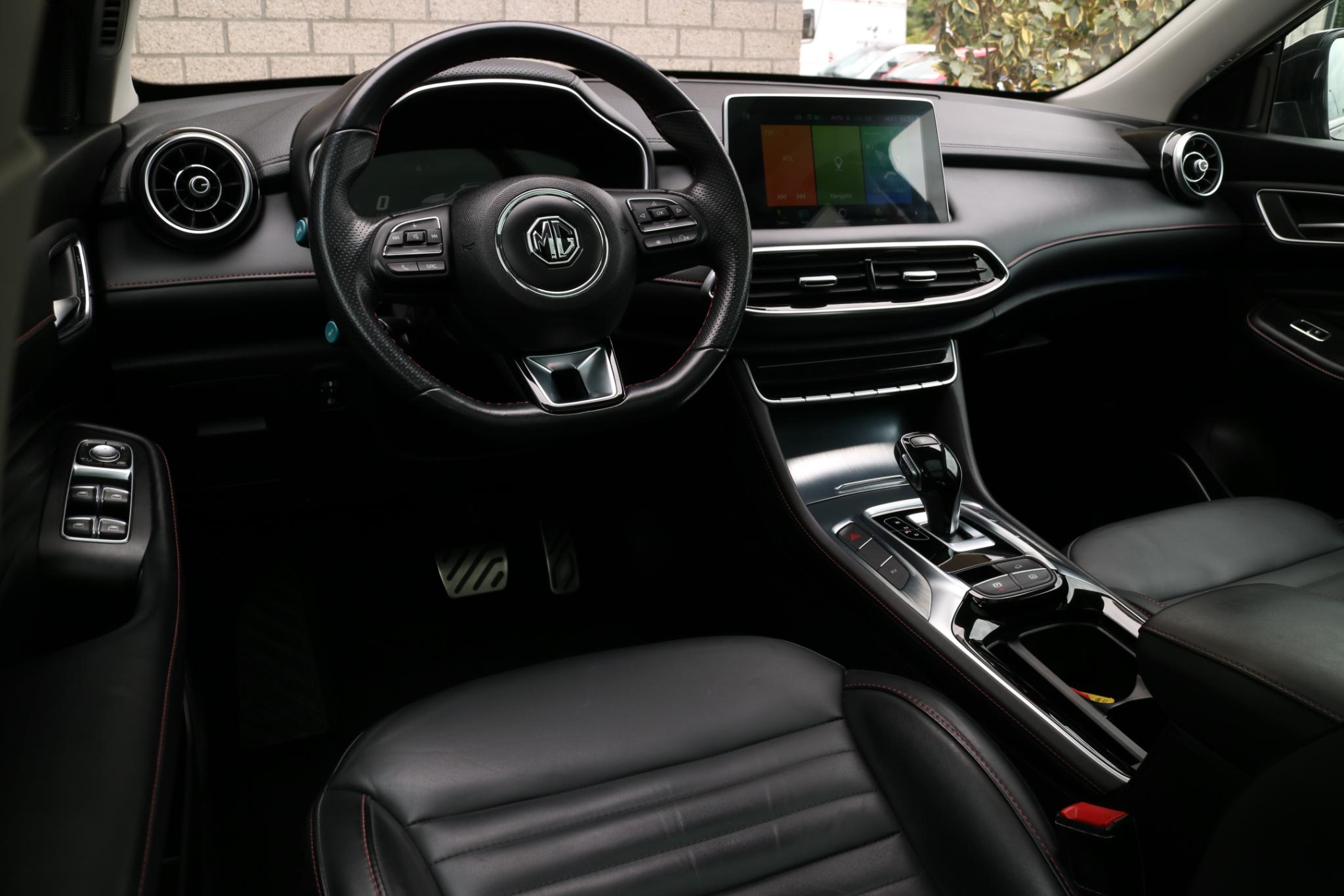 Foto van MG MG Rx6 Plug-in Hybrid