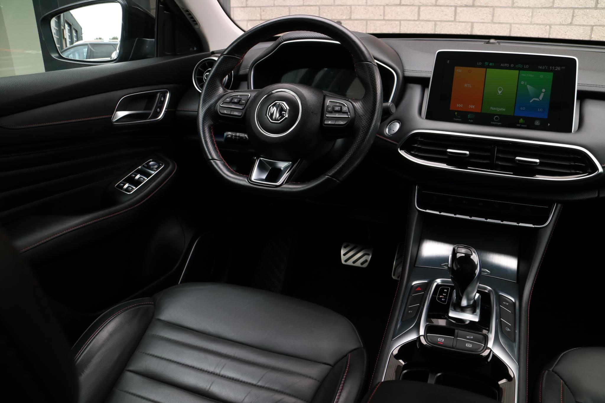 Foto van MG MG Rx6 Plug-in Hybrid