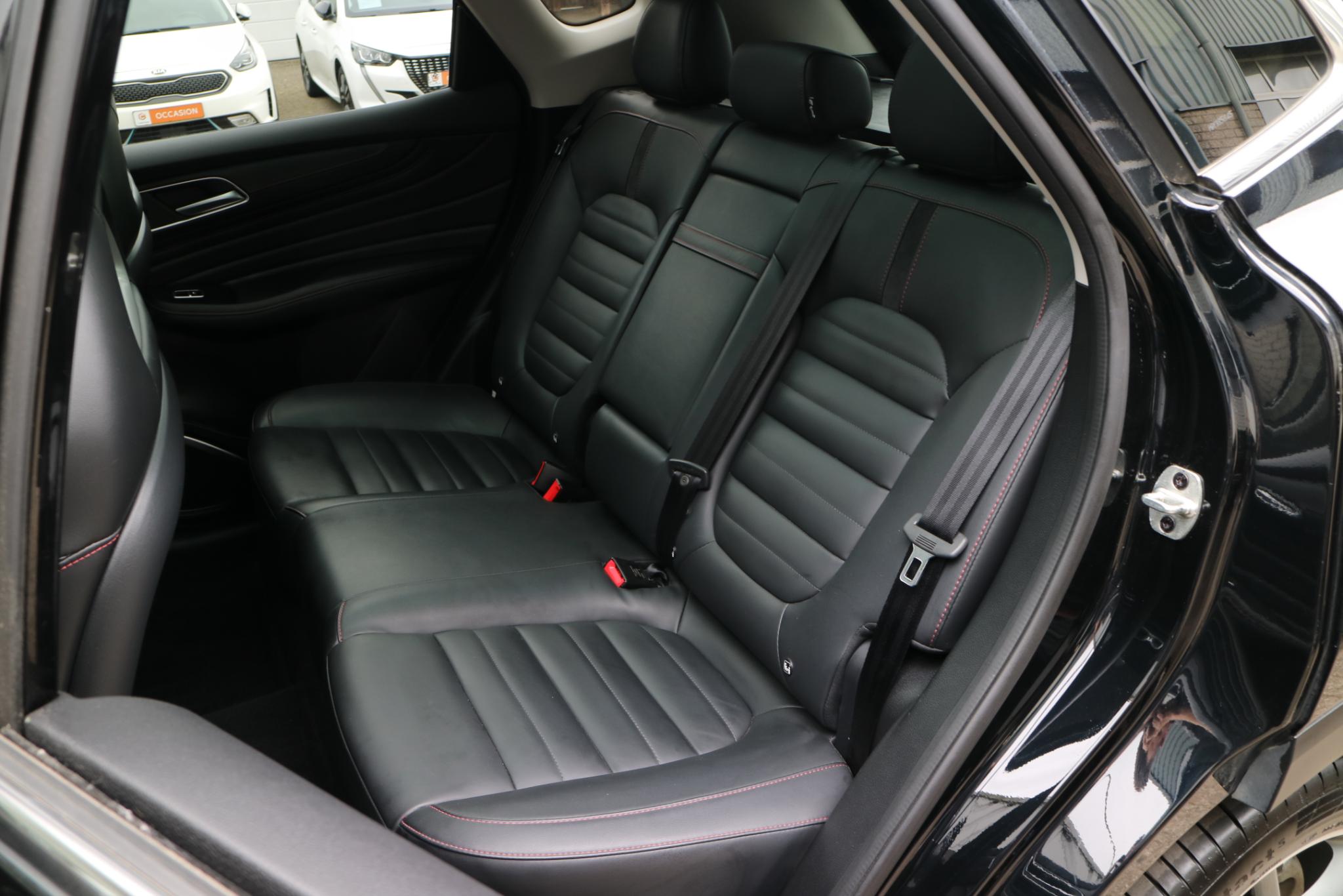 Foto van MG MG Rx6 Plug-in Hybrid