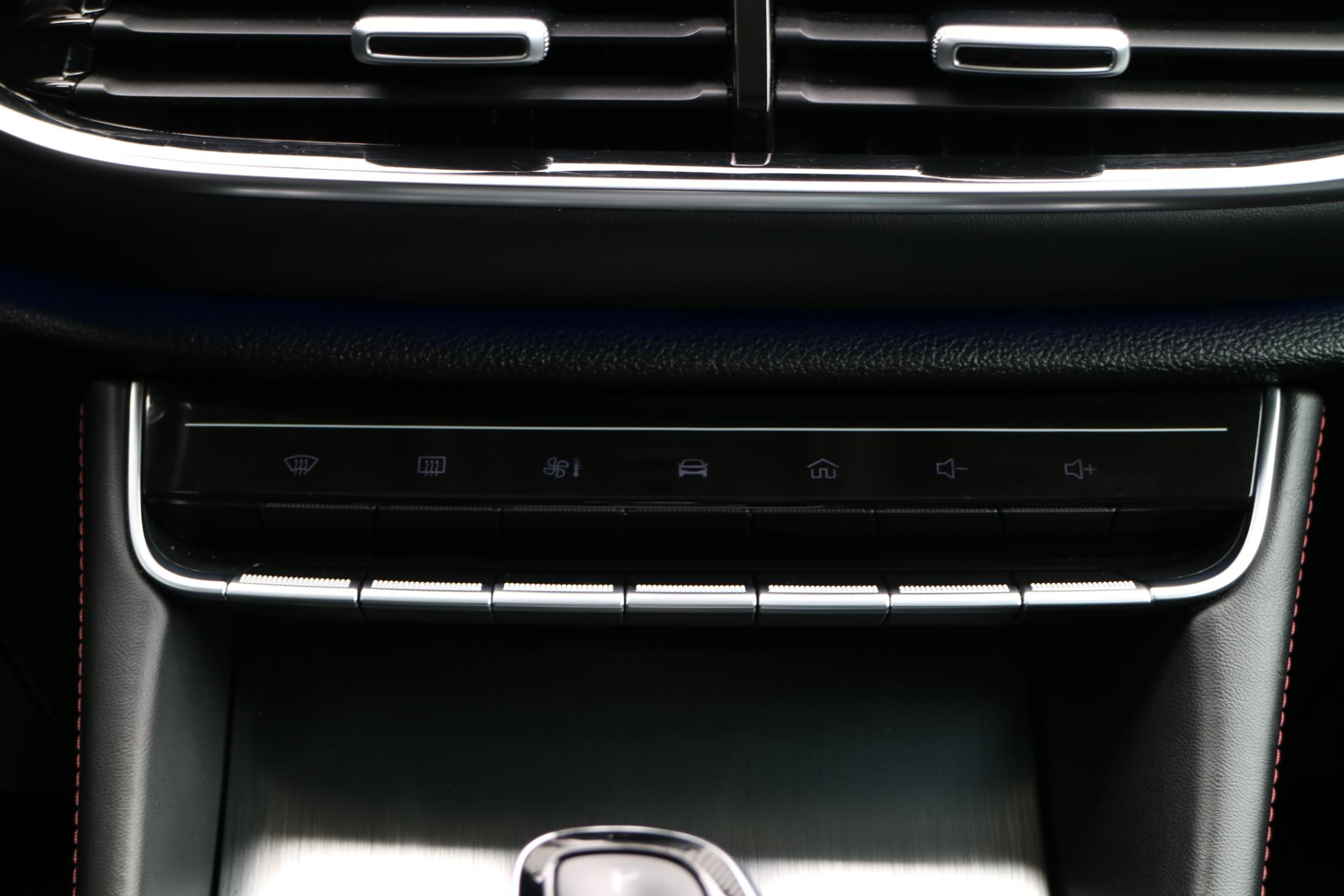 Foto van MG MG Rx6 Plug-in Hybrid