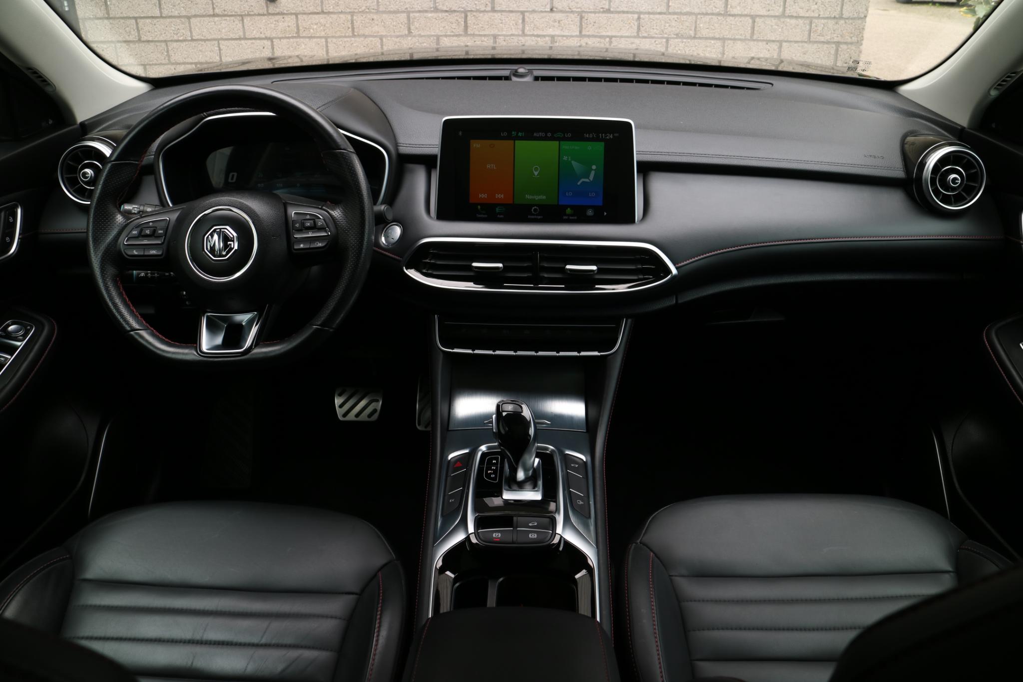 Foto van MG MG Rx6 Plug-in Hybrid