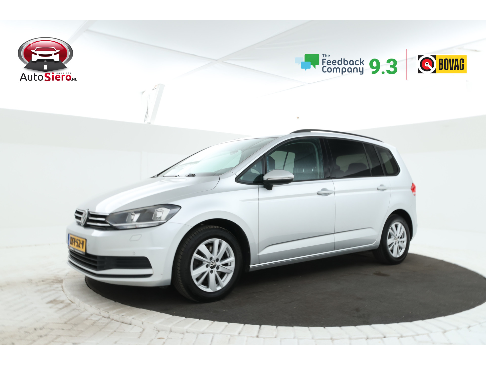Volkswagen Touran 2.0 TDI Comfortline 2021 - voorkant