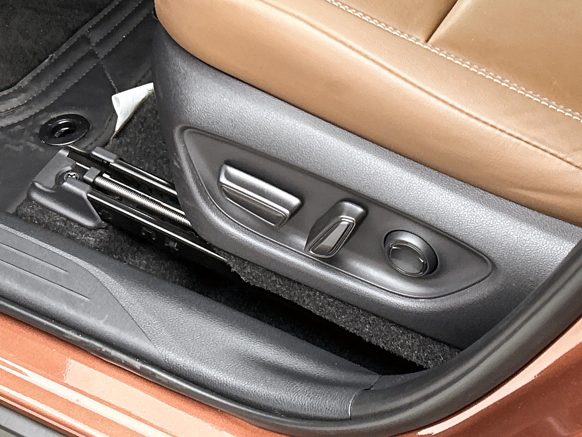 Foto van Lexus Lexus LBX