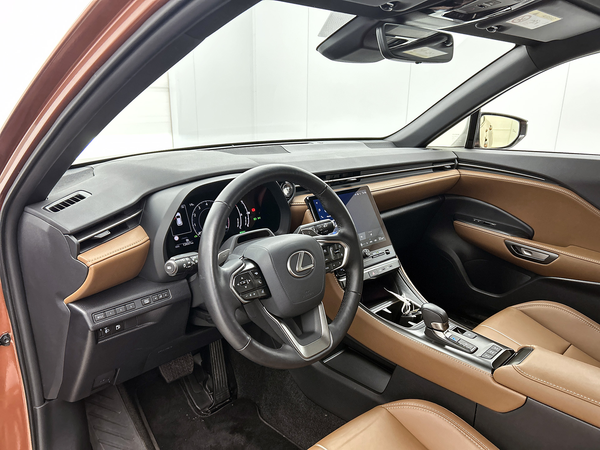 Foto van Lexus Lexus LBX