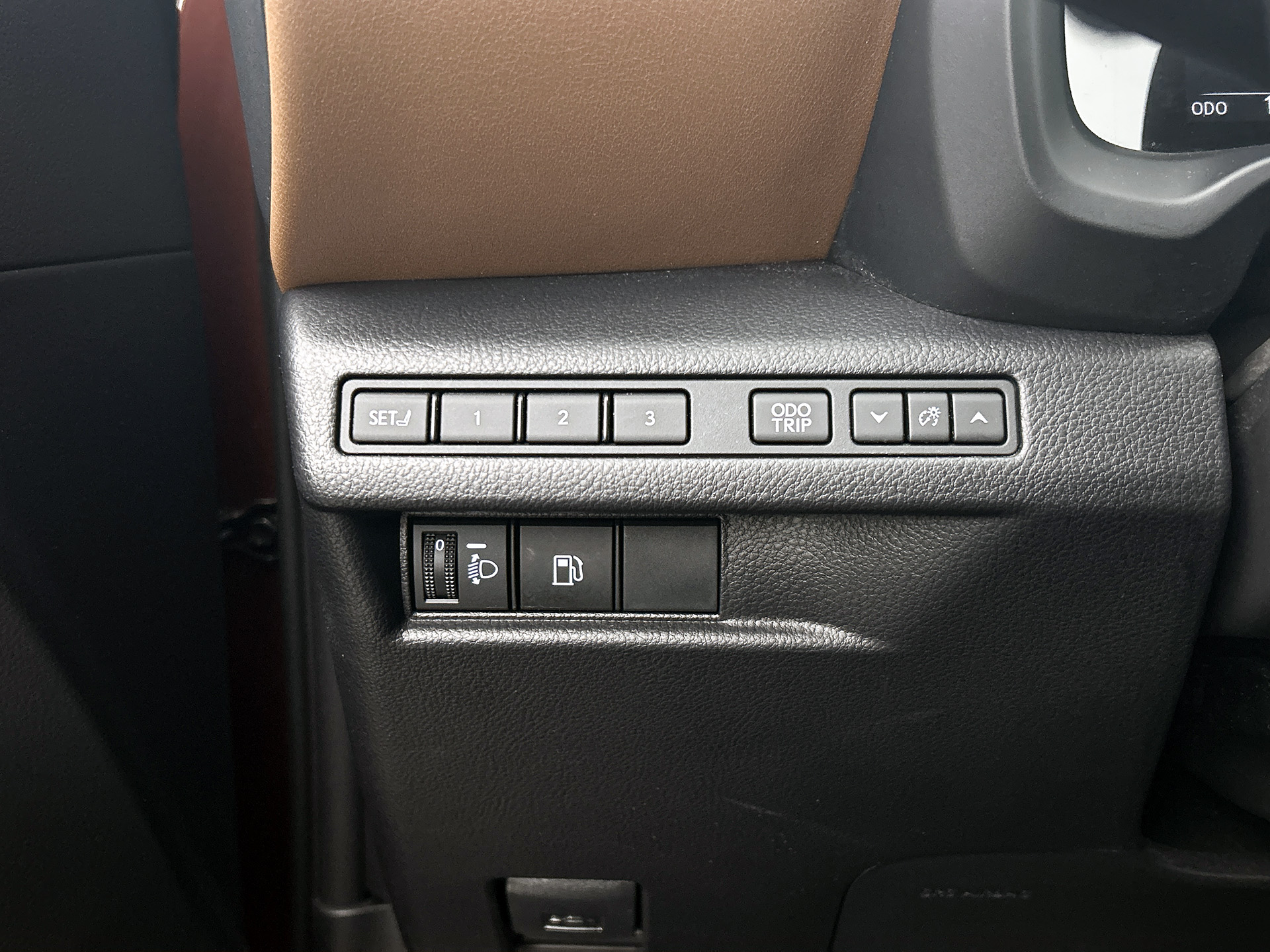 Foto van Lexus Lexus LBX