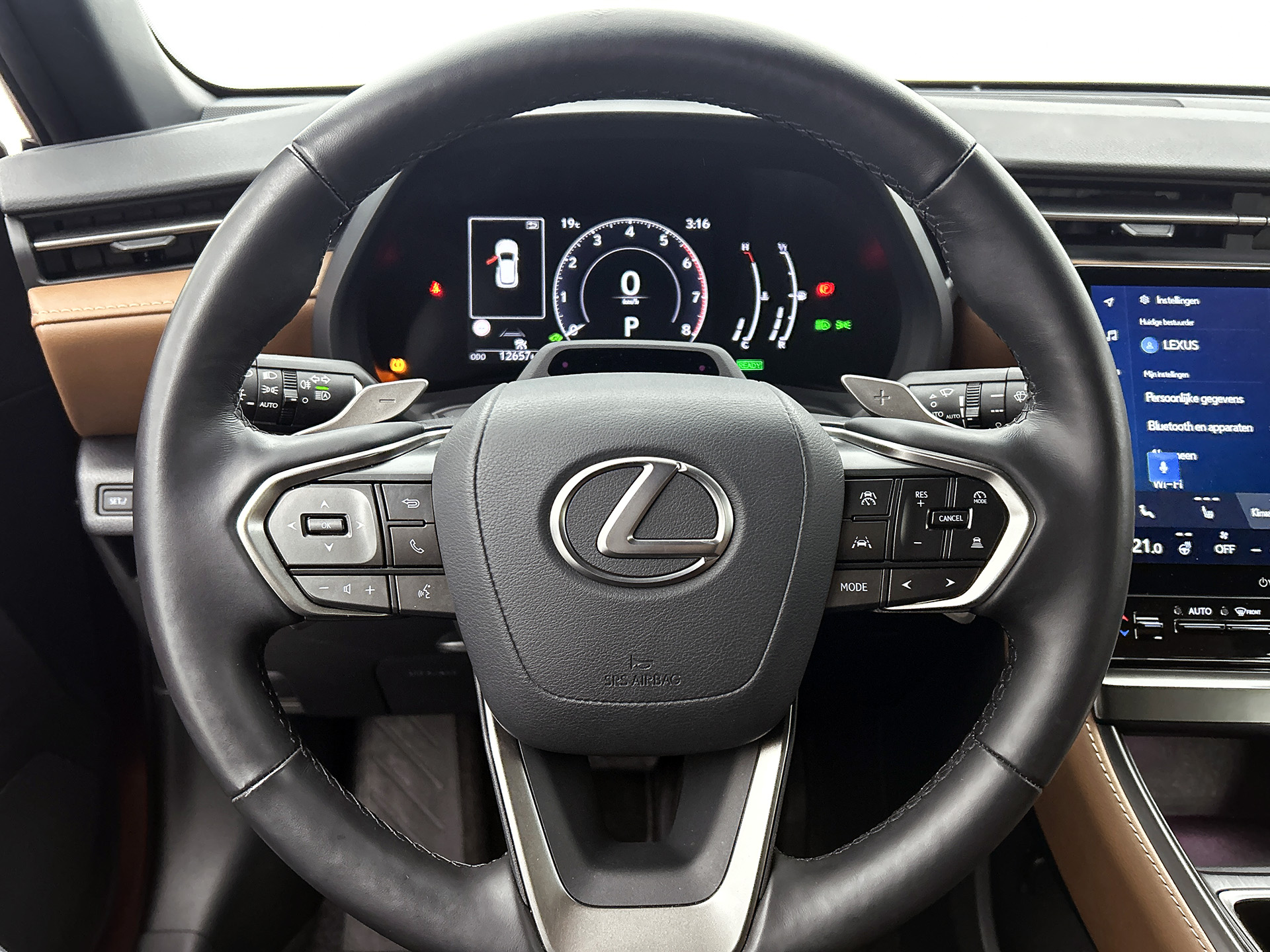 Foto van Lexus Lexus LBX
