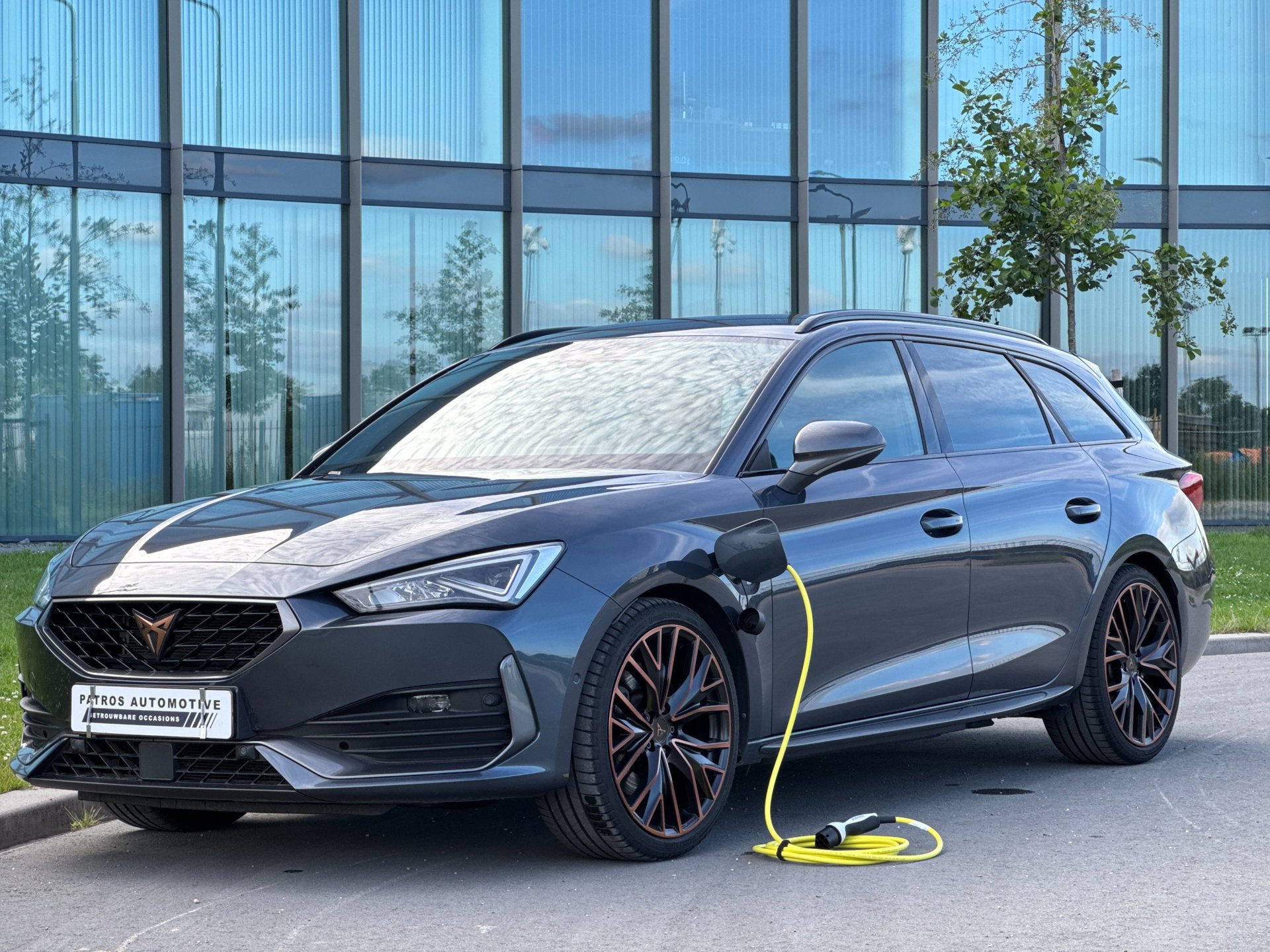 Cupra Cupra Leon SP E-hybrid180 1.4 e-Hybrid VZ Adrenaline // Camera // Memory // Virtual Cockpit // Stoel- & Stuurverwarming // Keyless 2022 - voorkant