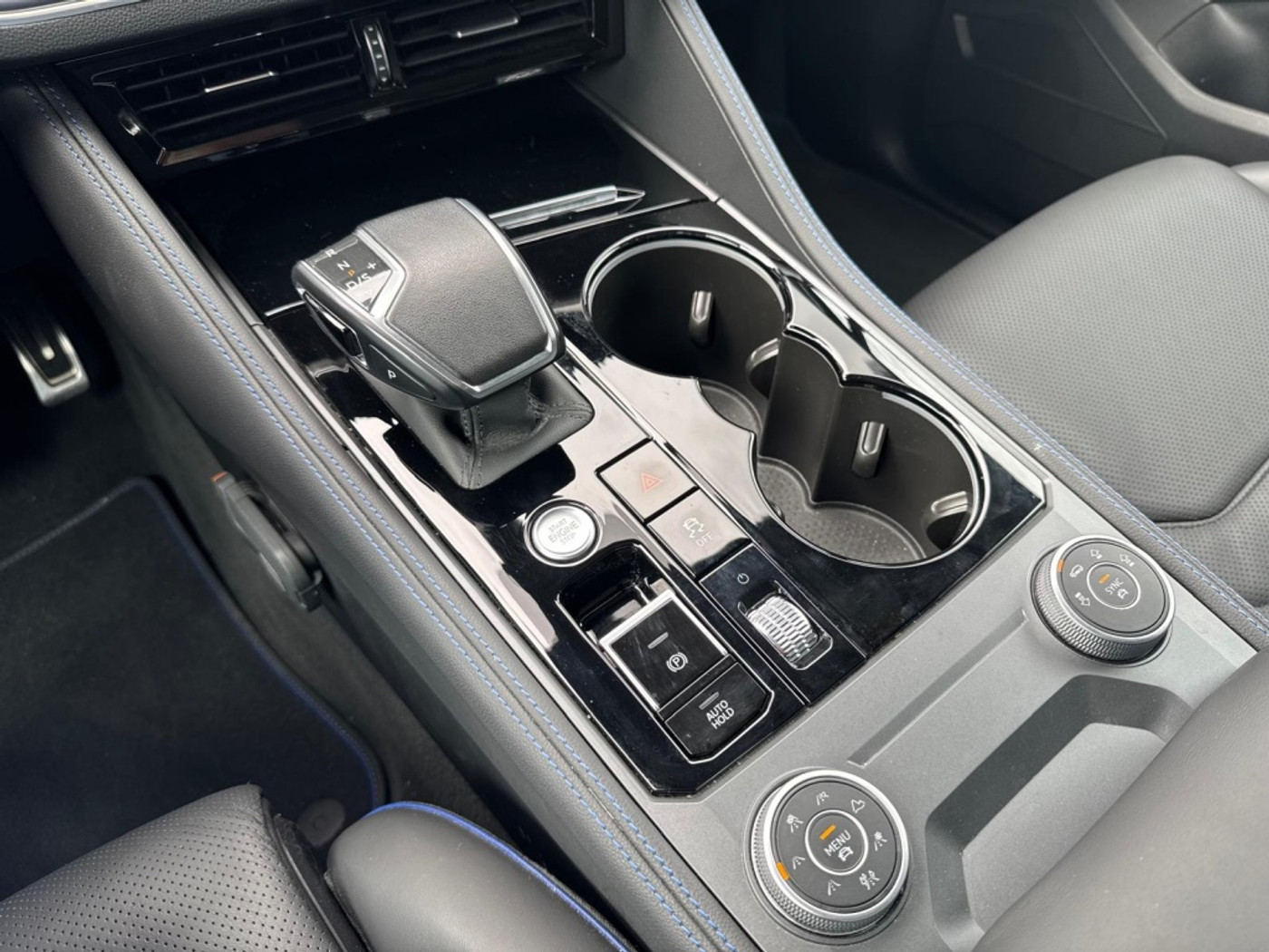 Foto van Volkswagen Touareg R
