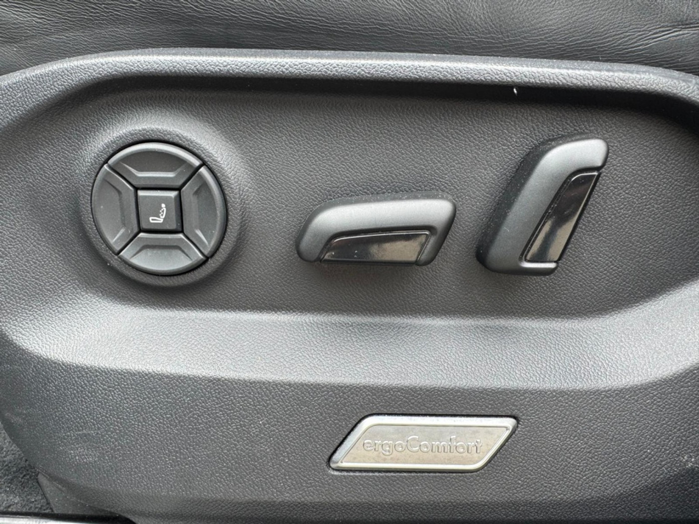Foto van Volkswagen Touareg R