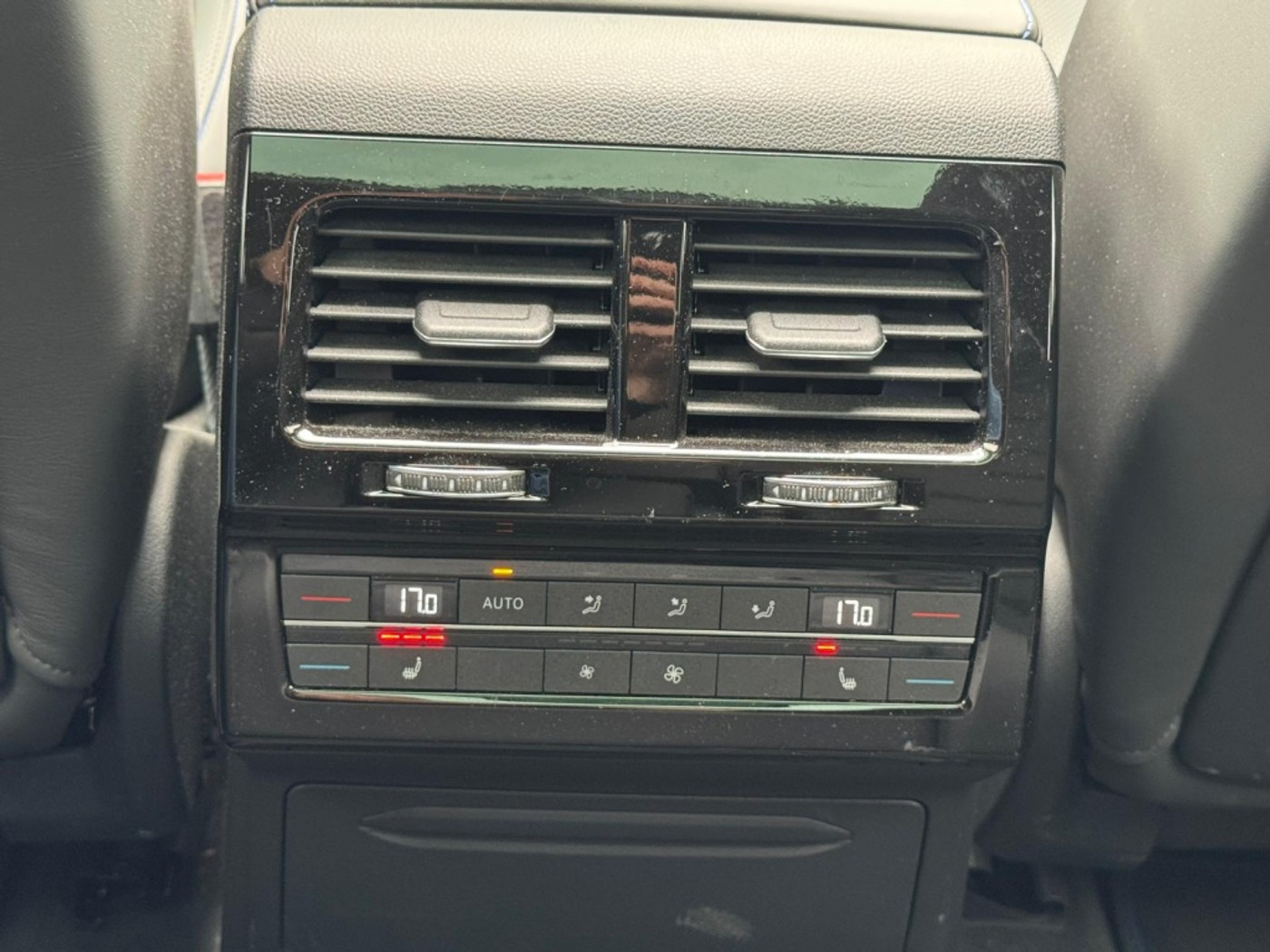 Foto van Volkswagen Touareg R