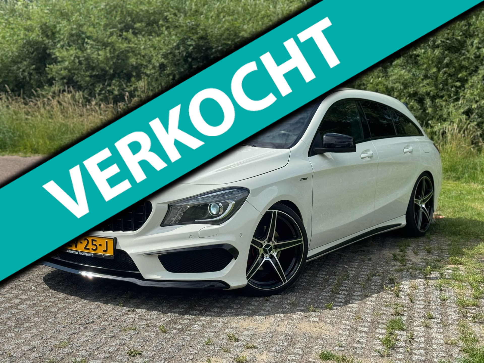 Mercedes-Benz Cla 180 AMG PAK. / XENON / AUTOMAAT 2016 - voorkant