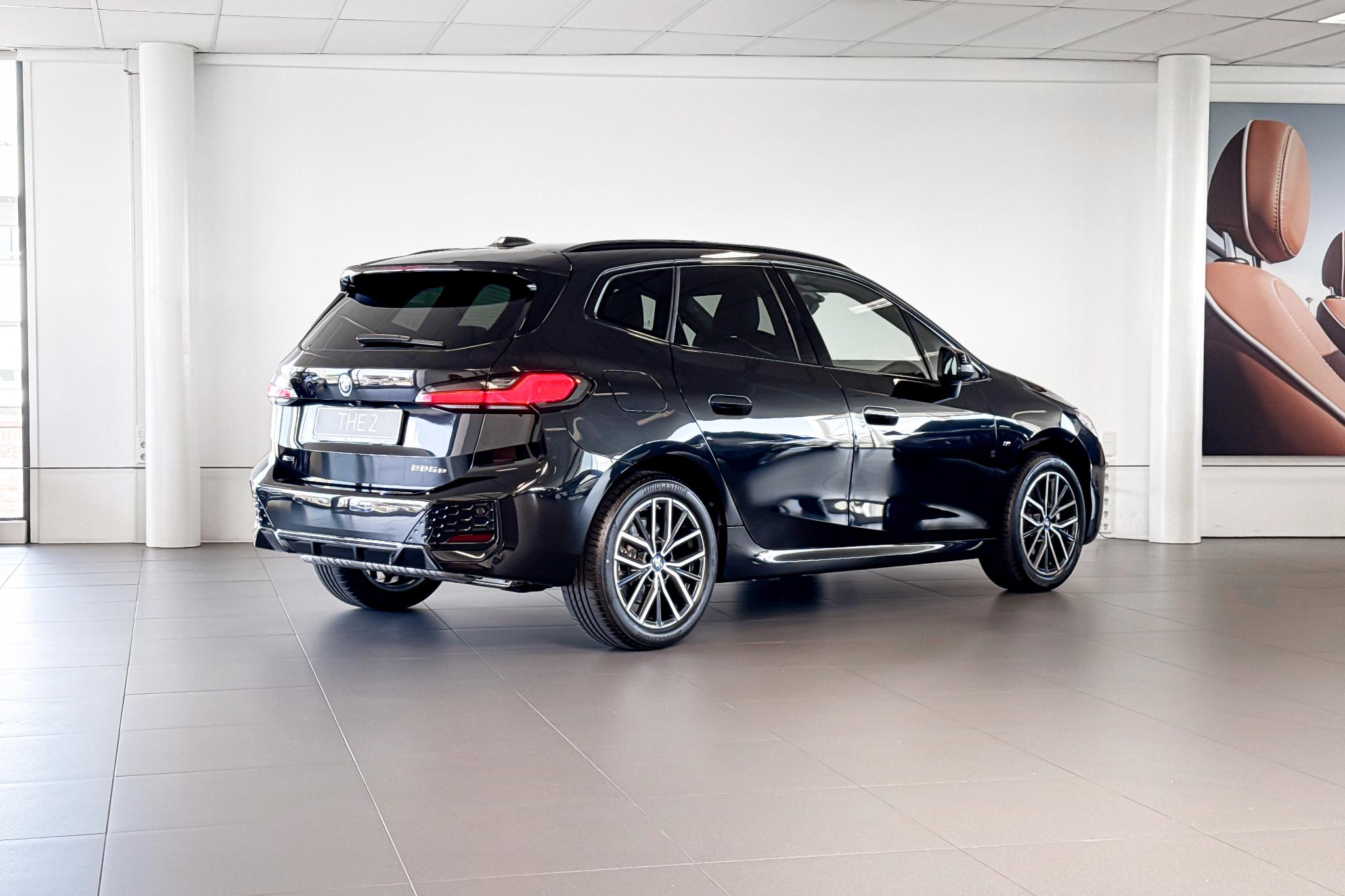 Foto van BMW 225e xDrive Active Tourer