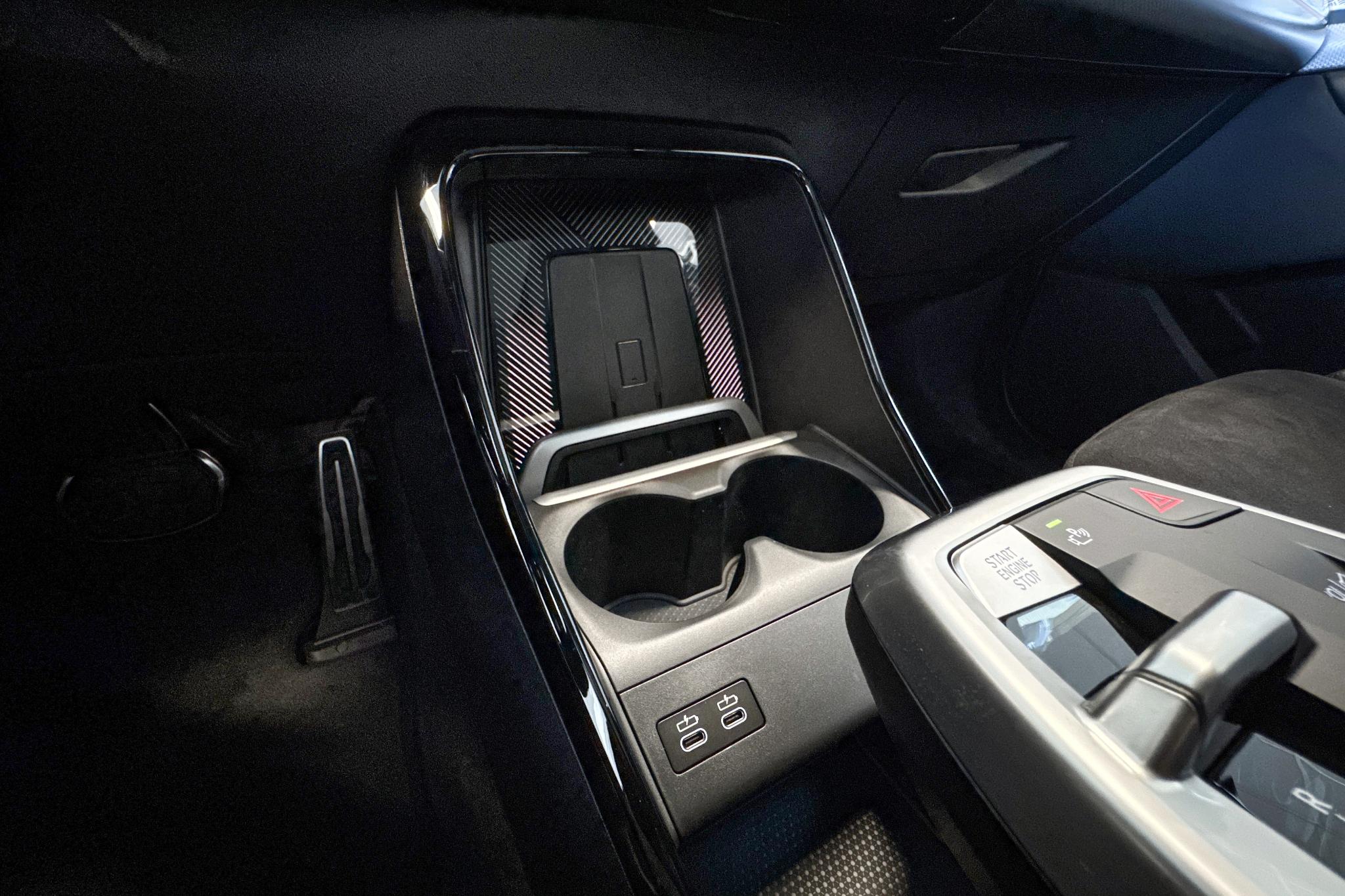 Foto van BMW 225e xDrive Active Tourer