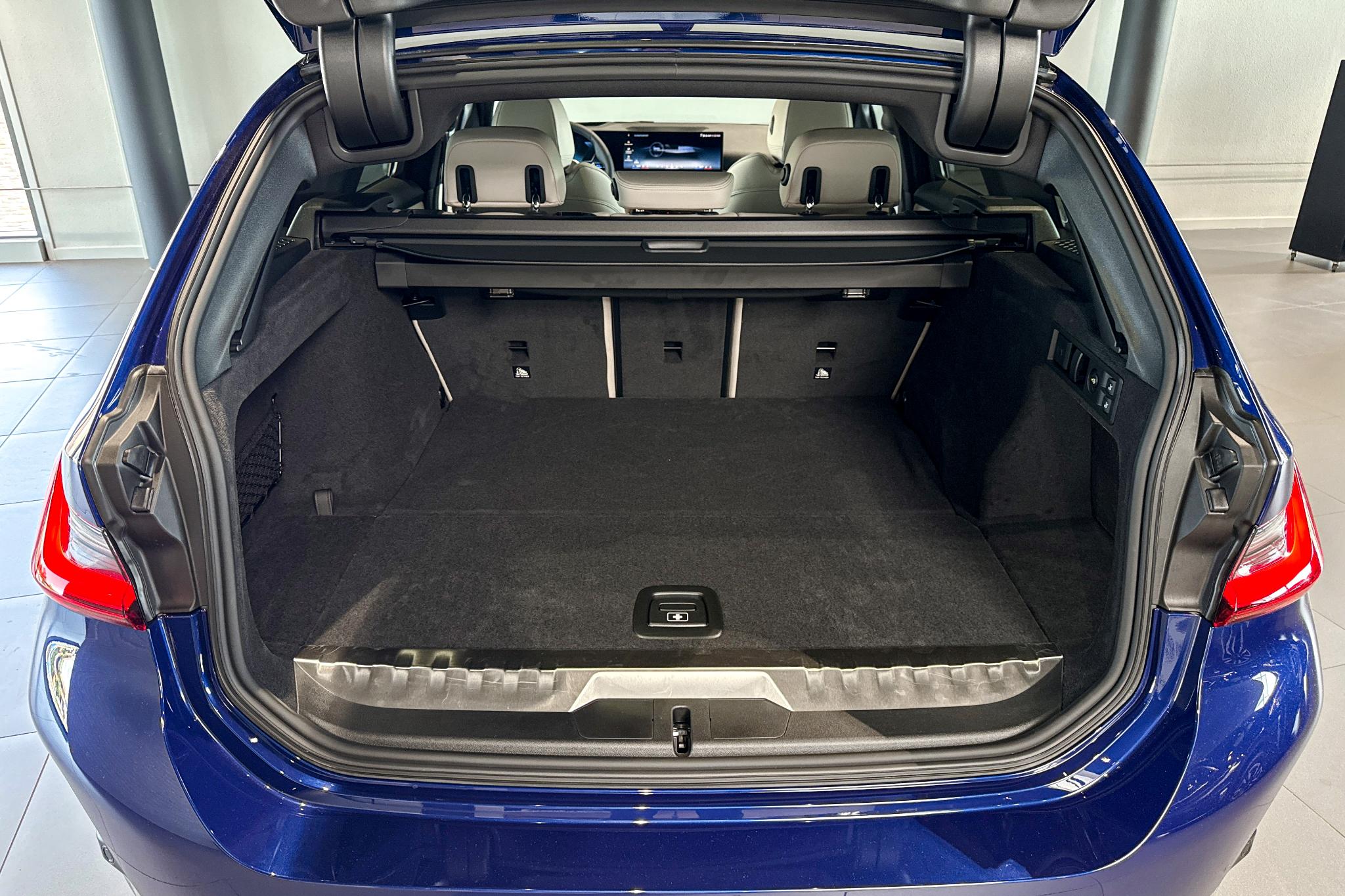Foto van BMW 330e