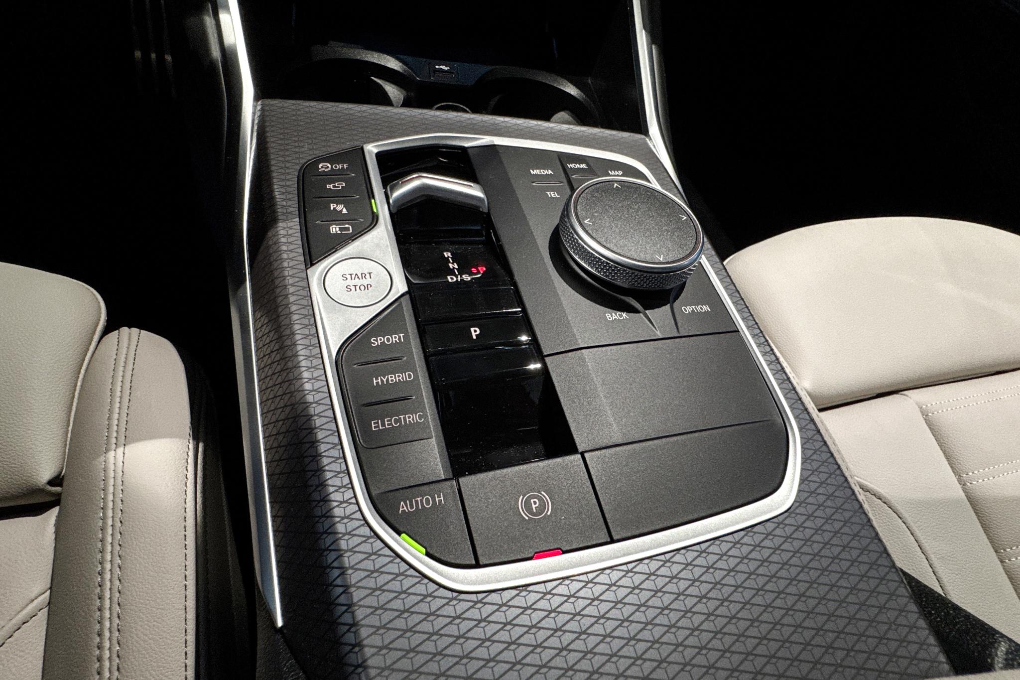 Foto van BMW 330e