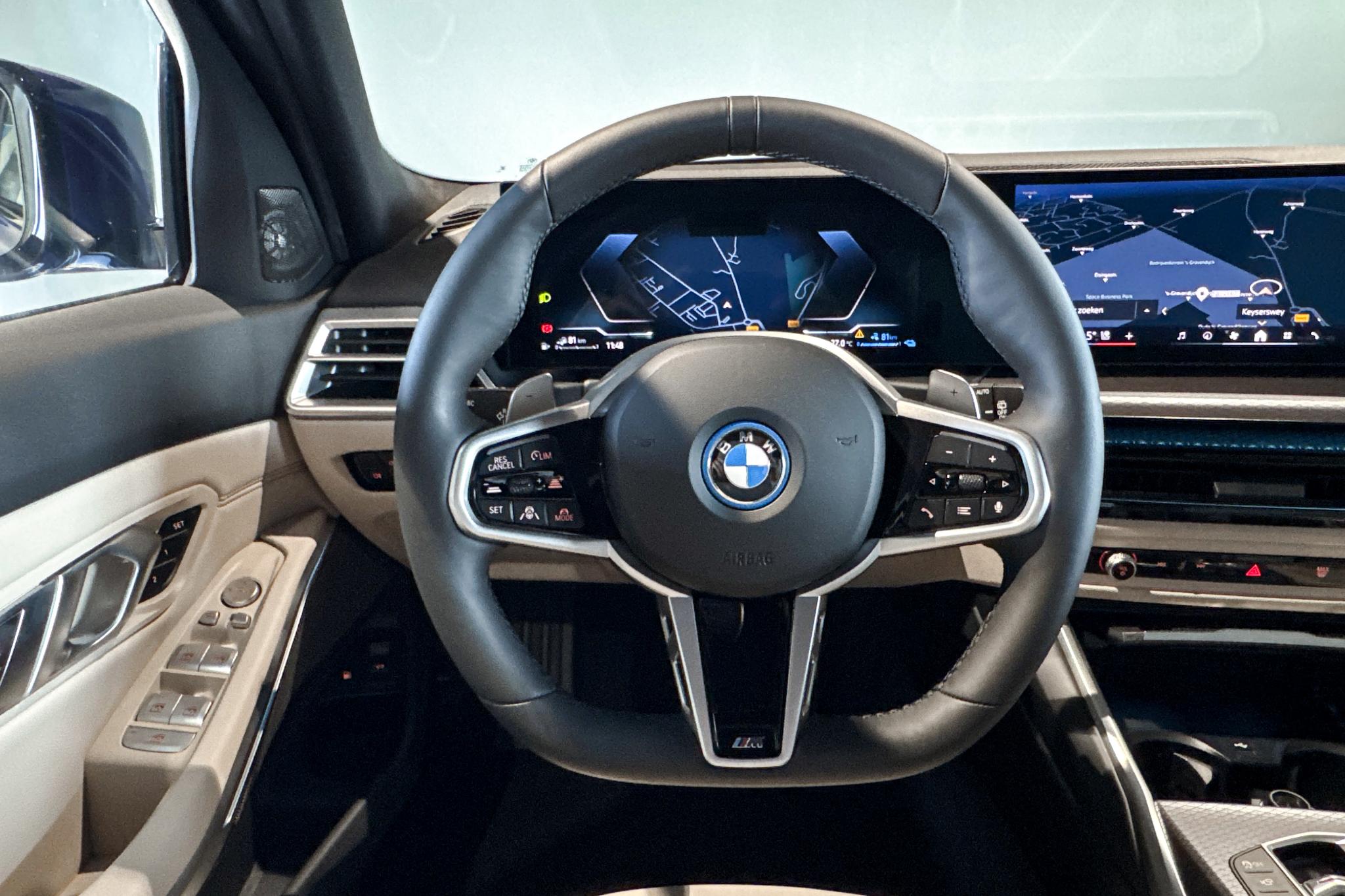Foto van BMW 330e