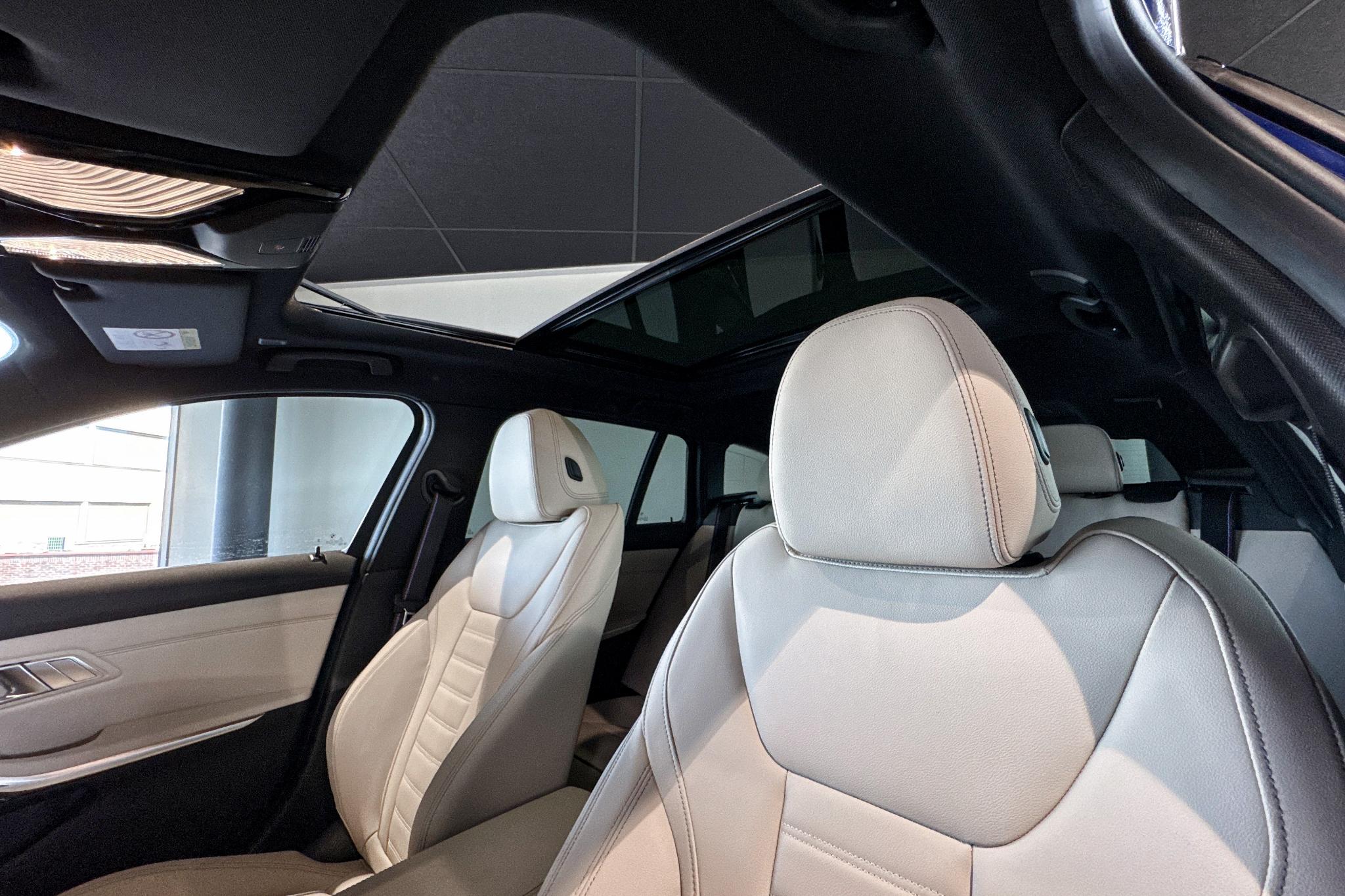 Foto van BMW 330e